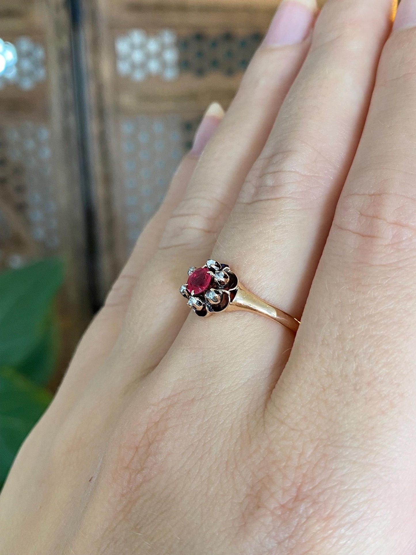 Solid 10k Rosey Gold Diamond Halo Pink Cubic Zirconia Ring - Size 6.5