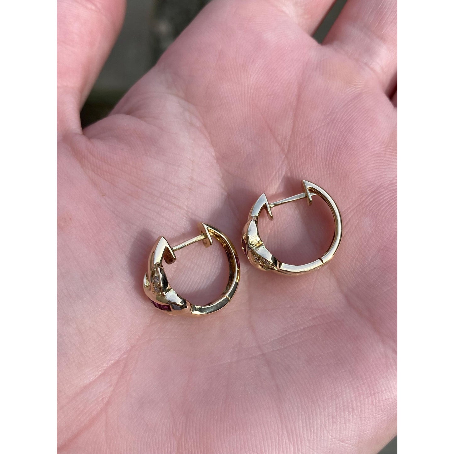 Vintage Solid 18k Yellow Gold Ruby Diamond X Hoop Earrings