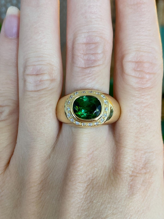 Vintage Solid 14k Yellow Gold Diamond Halo Green Tourmaline Signet Ring - Size 12