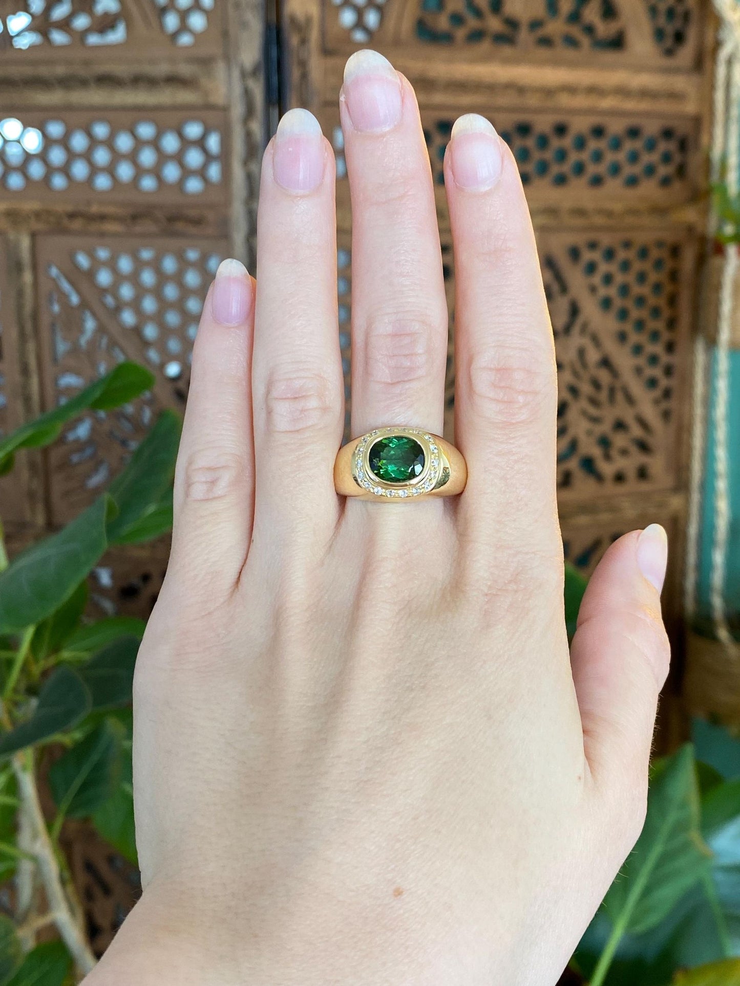 Vintage Solid 14k Yellow Gold Diamond Halo Green Tourmaline Signet Ring - Size 12