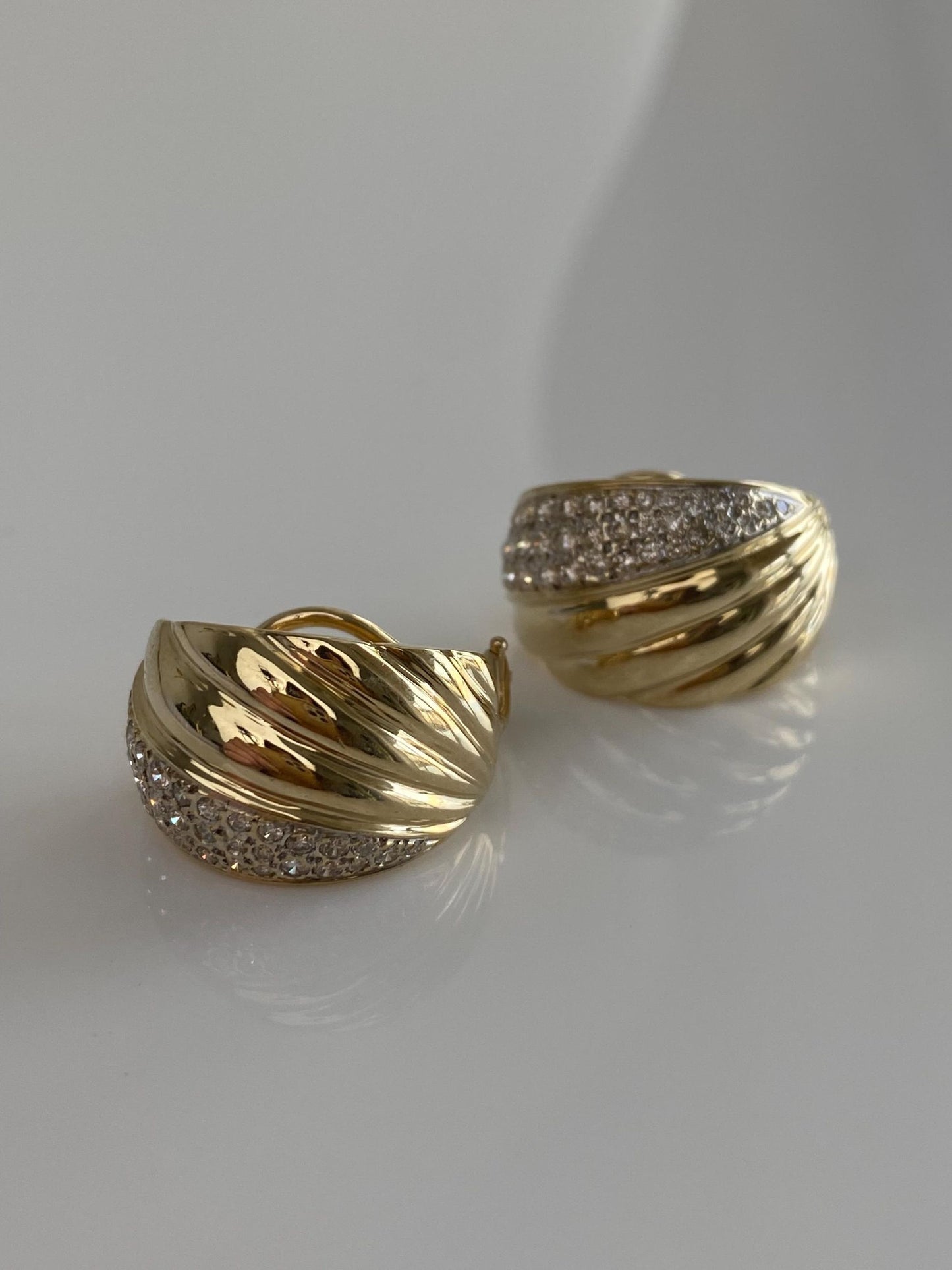 Vintage Solid 14k Yellow Gold Diamond Drop Earrings