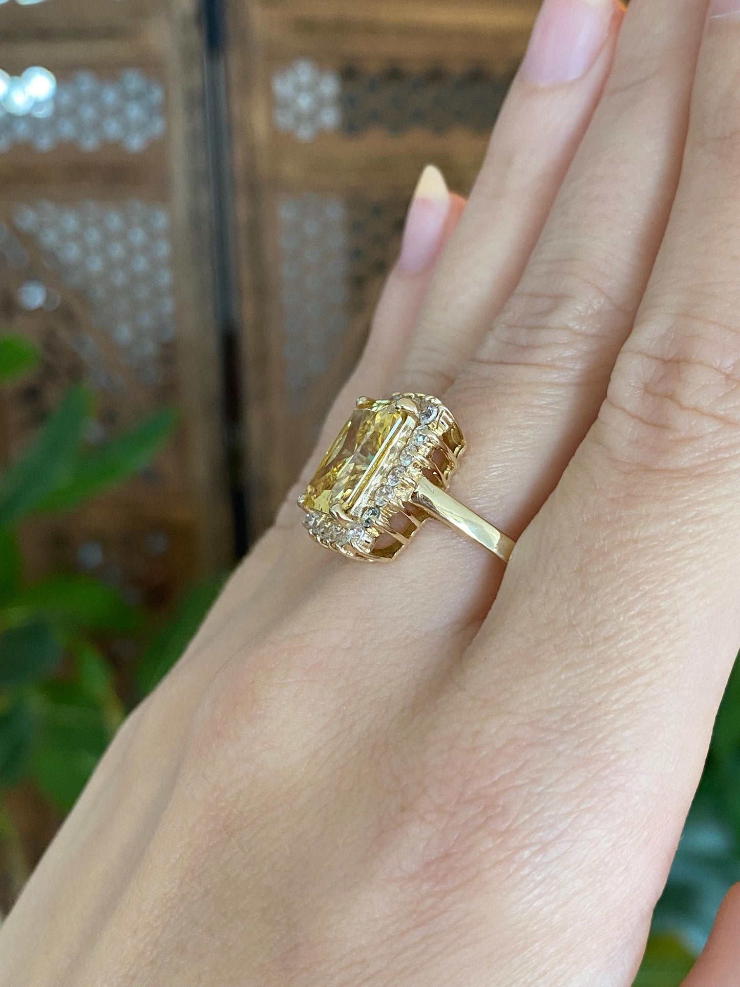 Vintage Solid 14k Yellow Gold Yellow & Clear Cubic Zirconia Cocktail Ring - Size 9