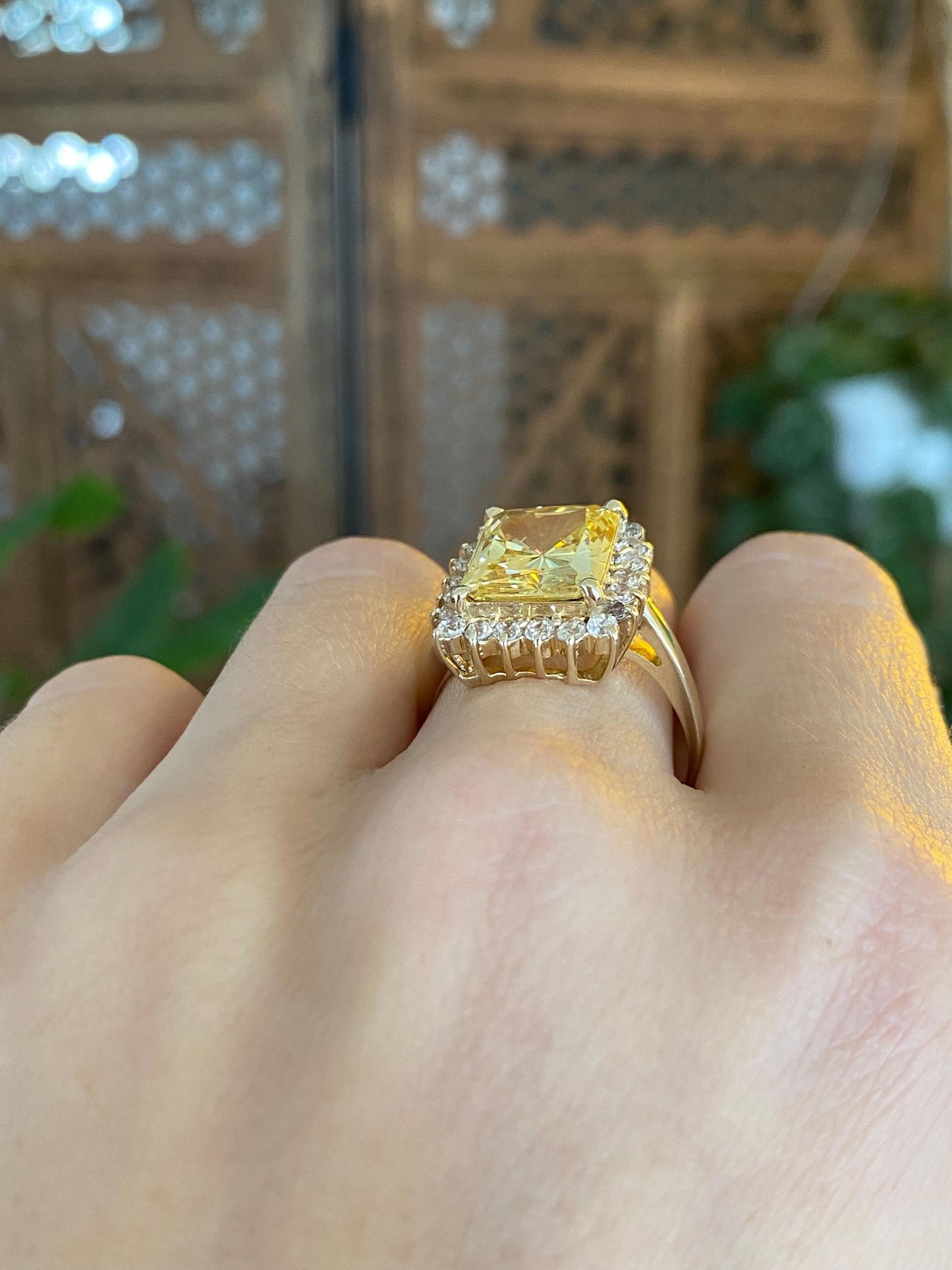Vintage Solid 14k Yellow Gold Yellow & Clear Cubic Zirconia Cocktail Ring - Size 9