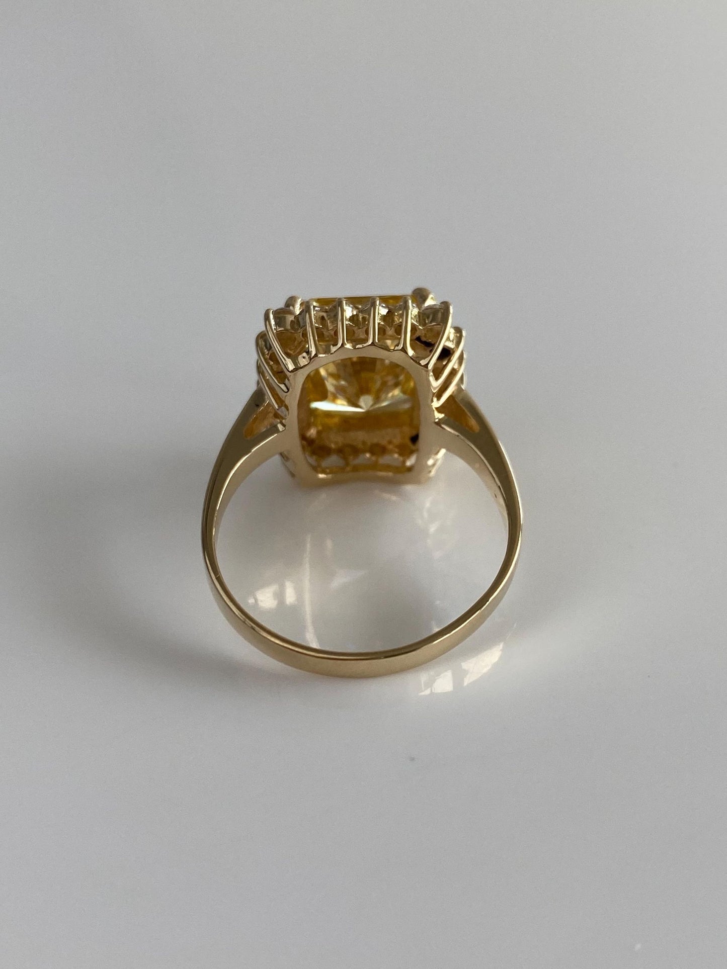 Vintage Solid 14k Yellow Gold Yellow & Clear Cubic Zirconia Cocktail Ring - Size 9