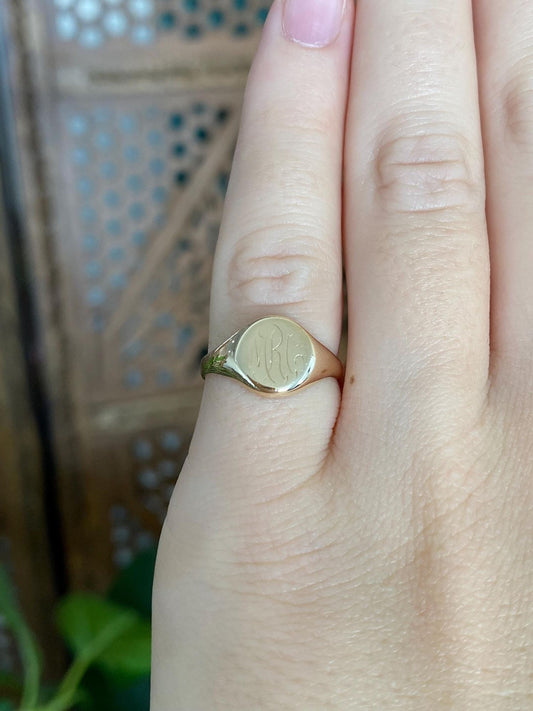 Vintage Solid 10k Yellow Gold Monogram Signet Ring - Size 5