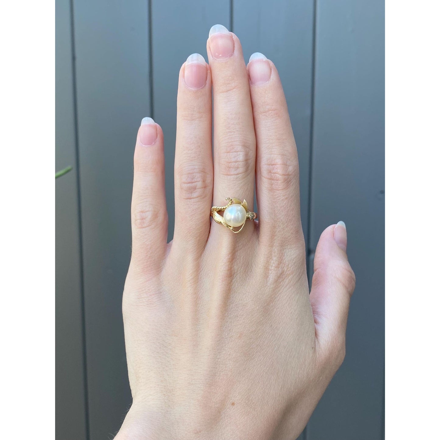 Vintage Solid 14k Yellow Gold Pearl Ring - Size 7.25