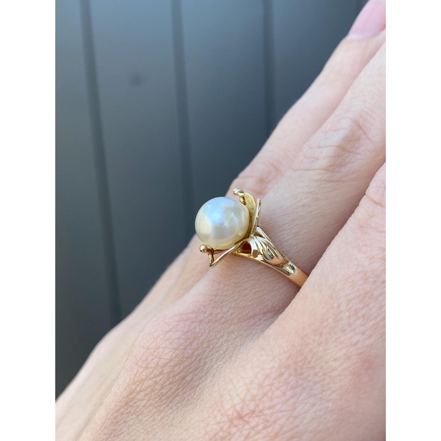 Vintage Solid 14k Yellow Gold Pearl Ring - Size 7.25