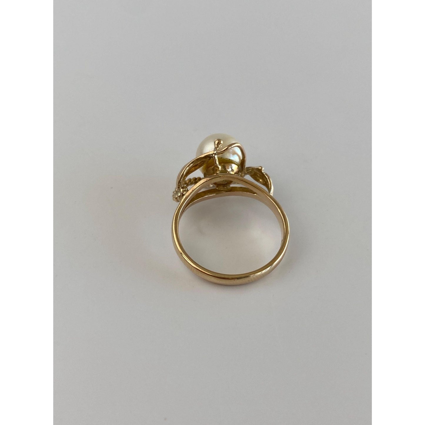 Vintage Solid 14k Yellow Gold Pearl Ring - Size 7.25