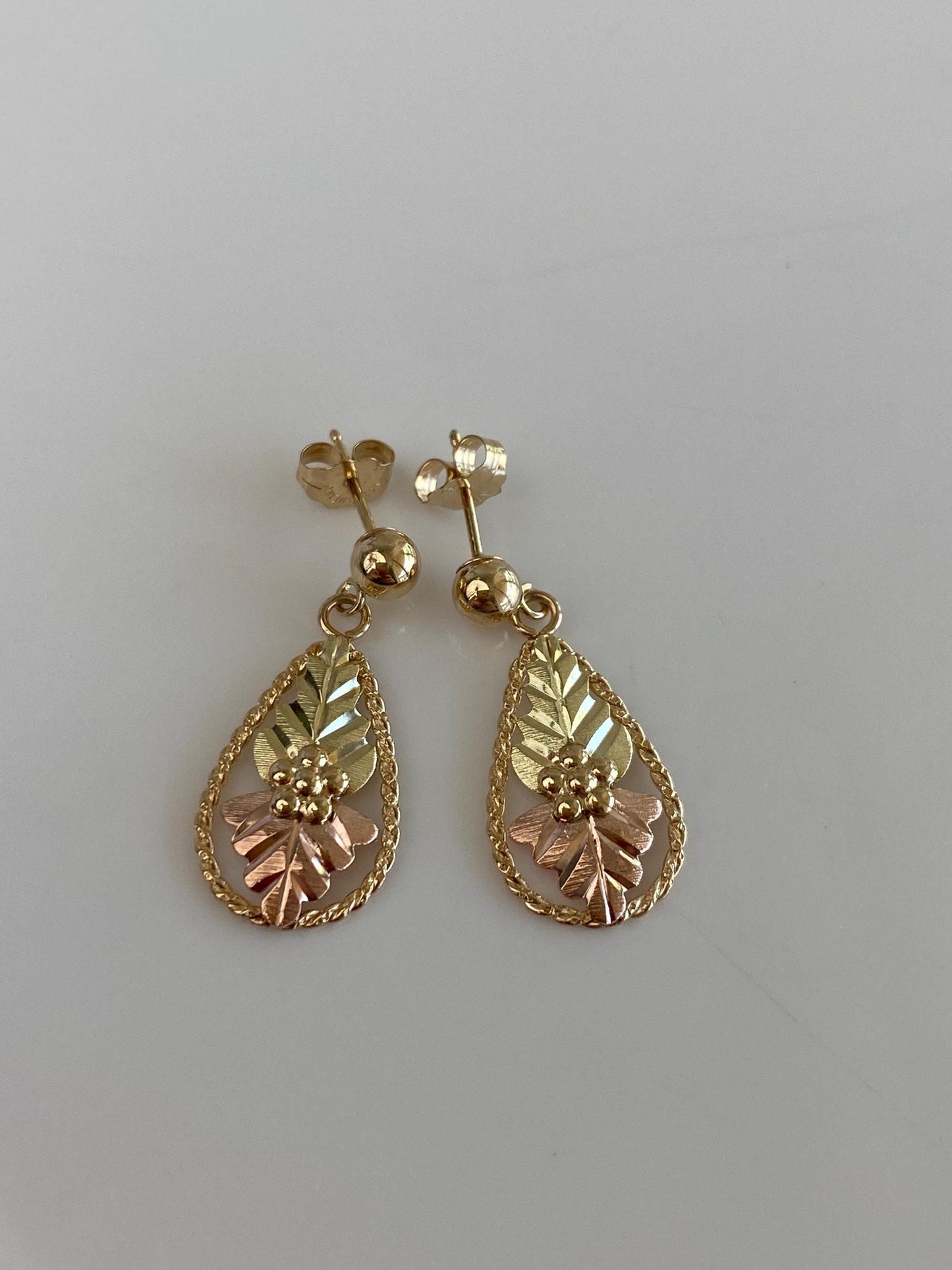 Vintage Solid 10k Black Hills Gold Leaves Dangle Stud Earrings