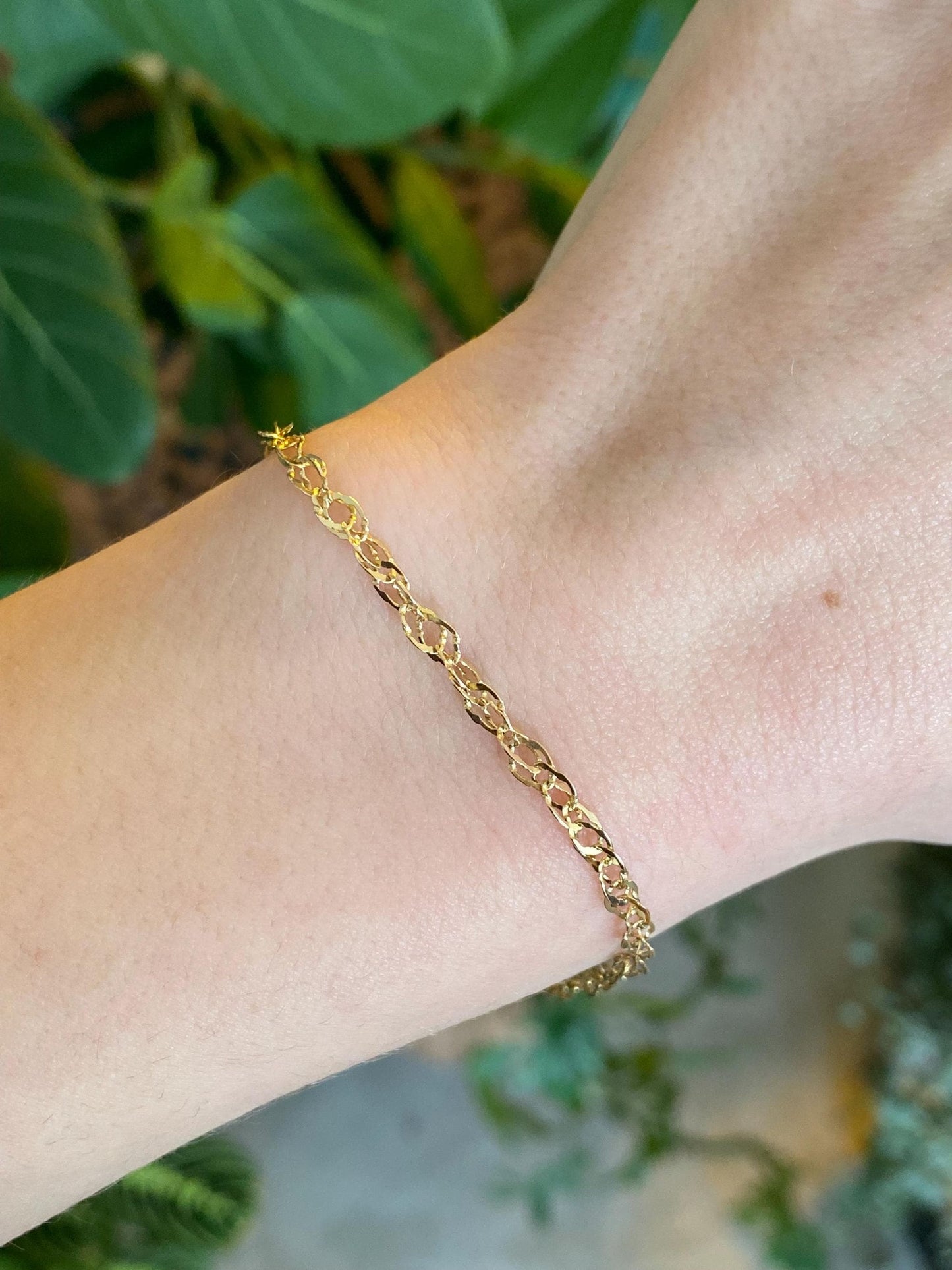 Vintage Solid 14k Yellow Gold Twist Chain Bracelet - 7.5 inches