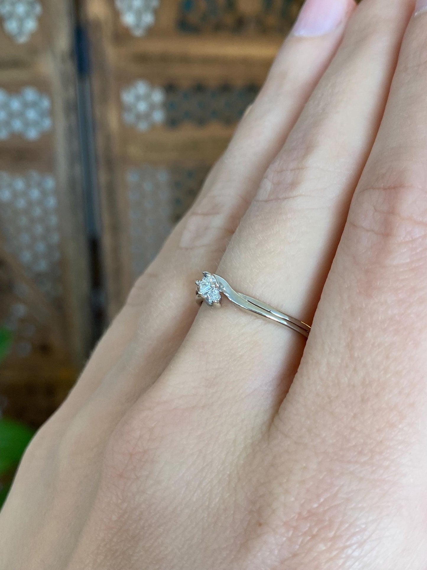 Vintage Solid 10k White Gold Diamond Ring - Size 6.5