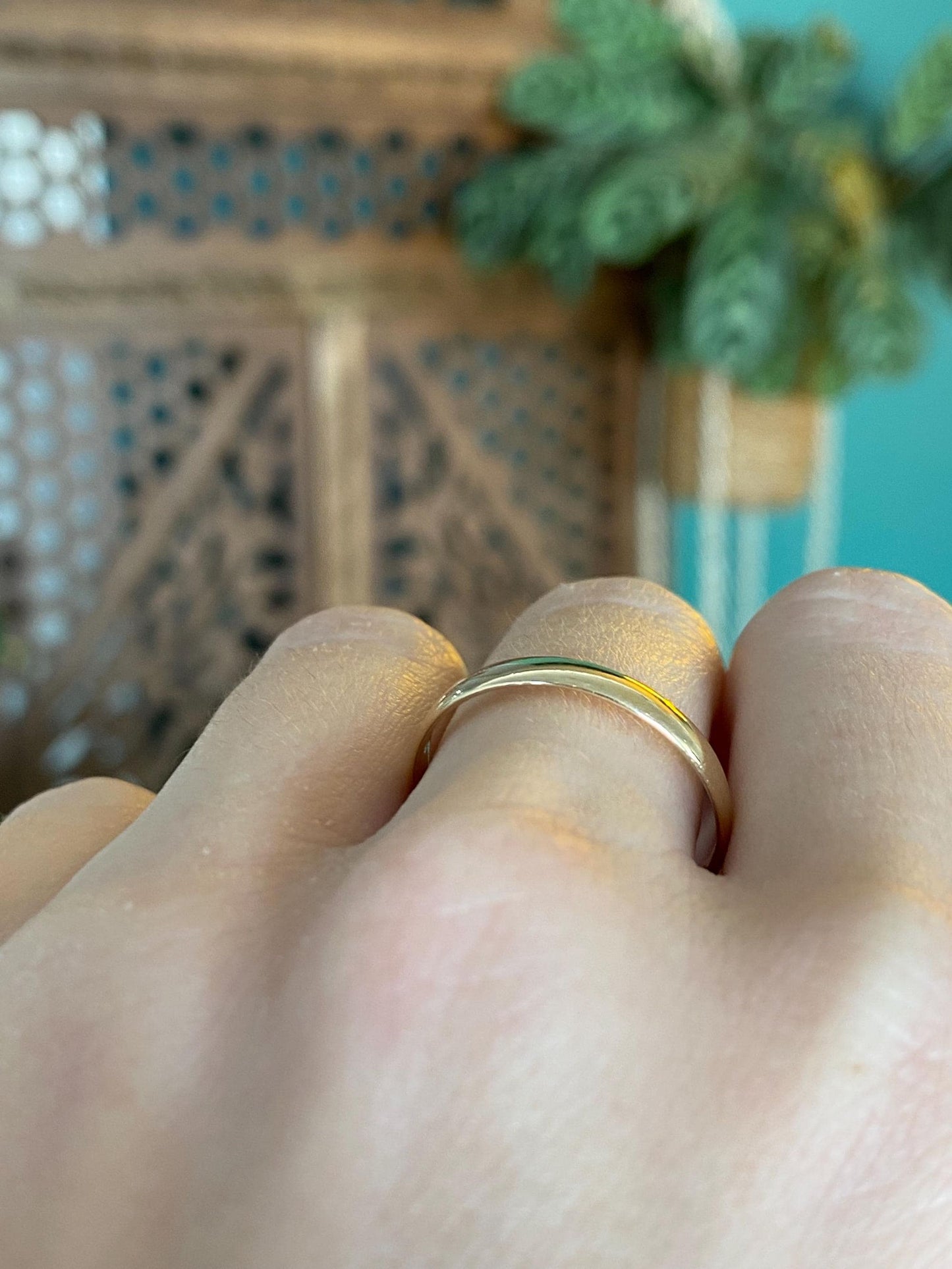 Vintage Solid 14k Yellow Gold Ring Band - Size 10