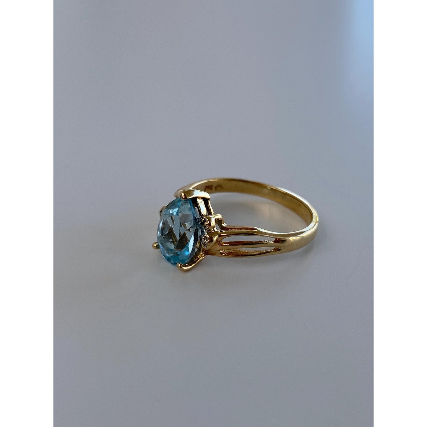 Vintage Solid 10k Yellow Gold Diamond Topaz Ring - Size 6.5