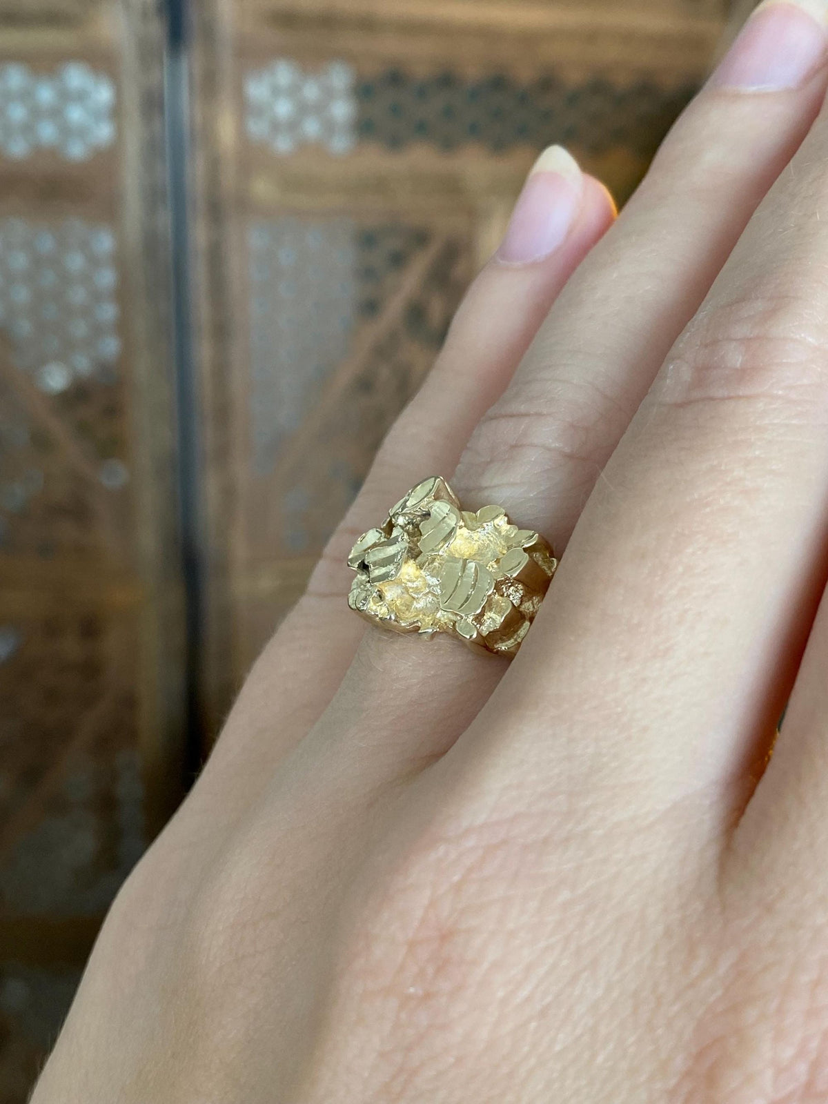 Vintage Solid 14k Yellow Gold Diamond Cut Nugget Texture Ring - Size 5.5-5.75