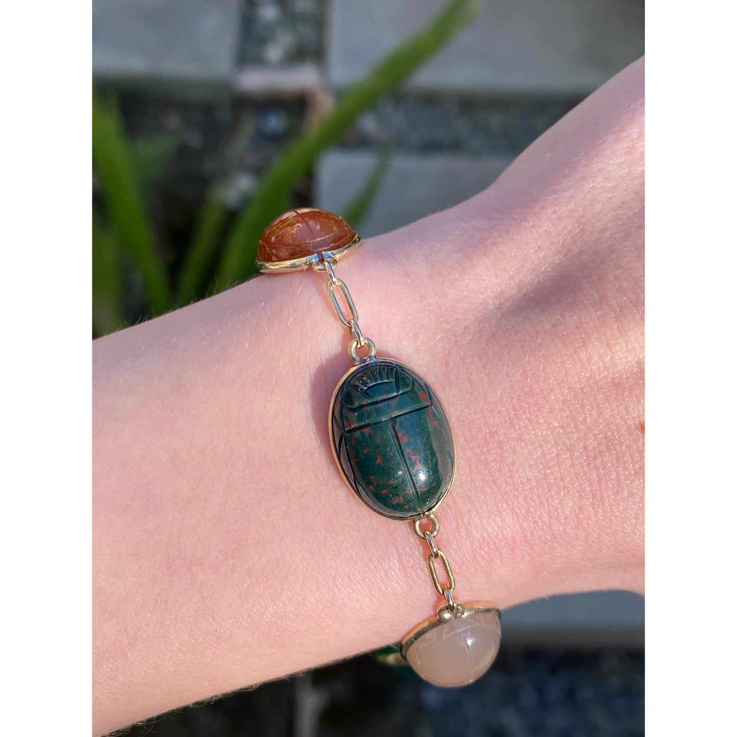 Vintage Solid 14k Yellow Gold Rose Quartz Bloodstone Carnelian Green Onyx Carved Scarab Link Bracelet - 8 inches