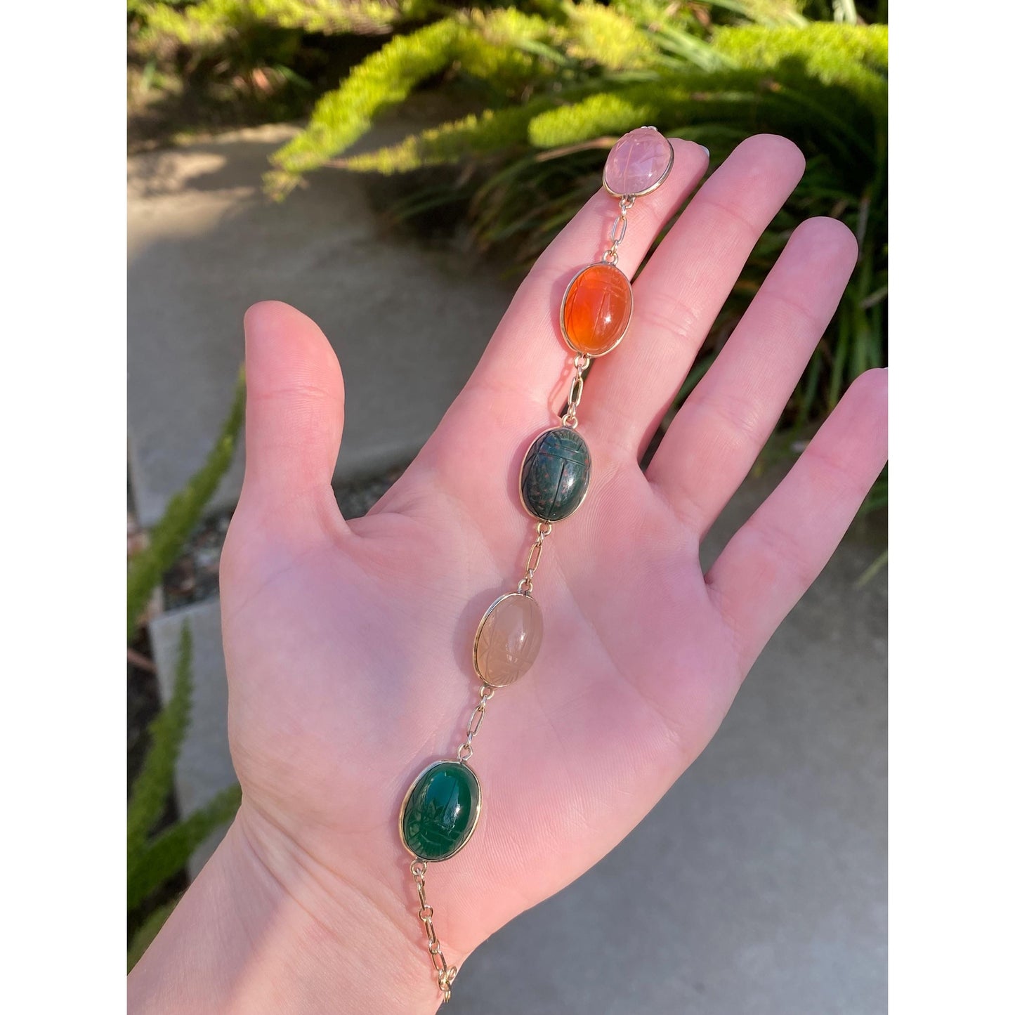 Vintage Solid 14k Yellow Gold Rose Quartz Bloodstone Carnelian Green Onyx Carved Scarab Link Bracelet - 8 inches