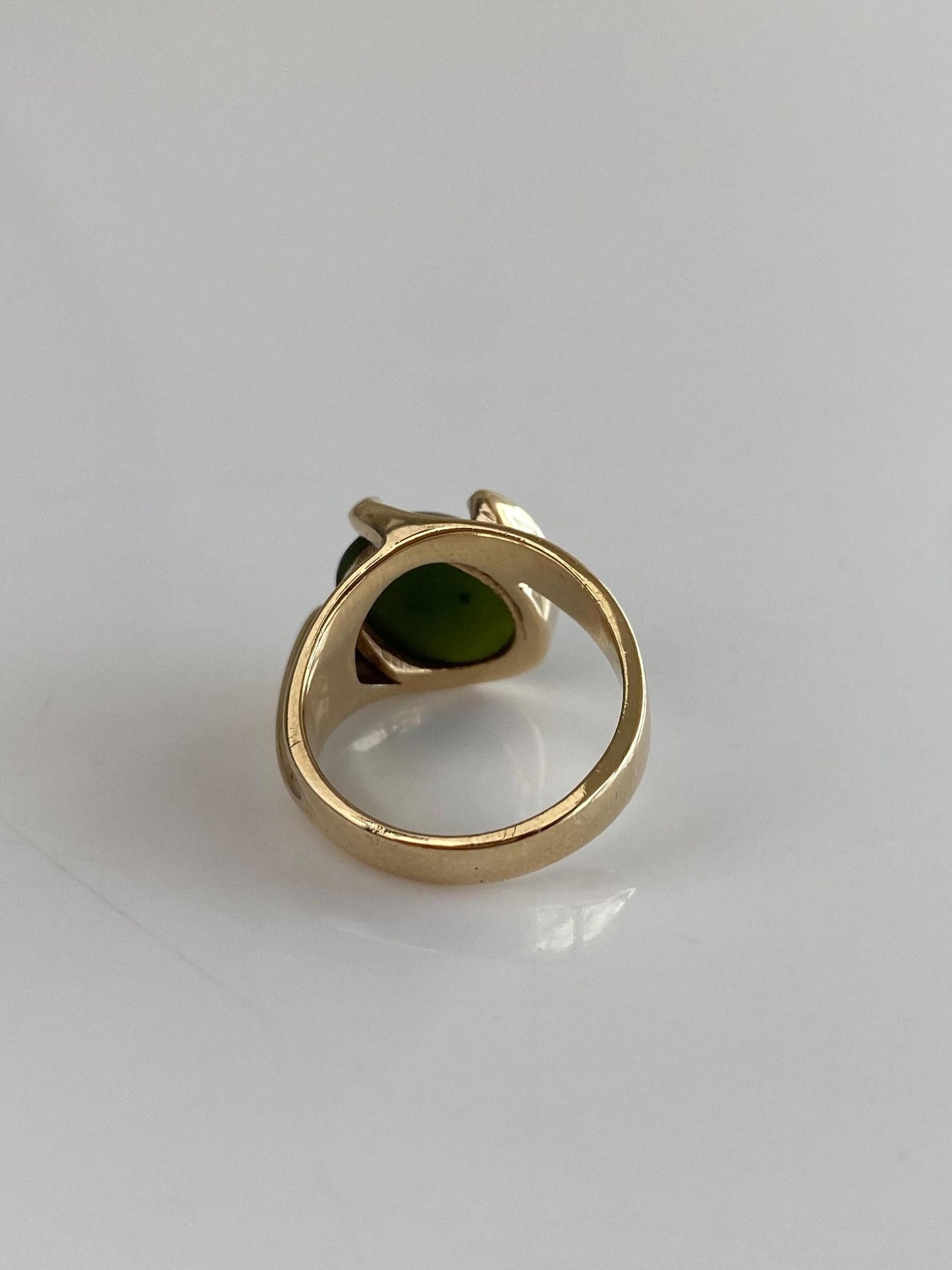 Vintage Solid 10k Yellow Gold Nephrite Ring - Size 5.25
