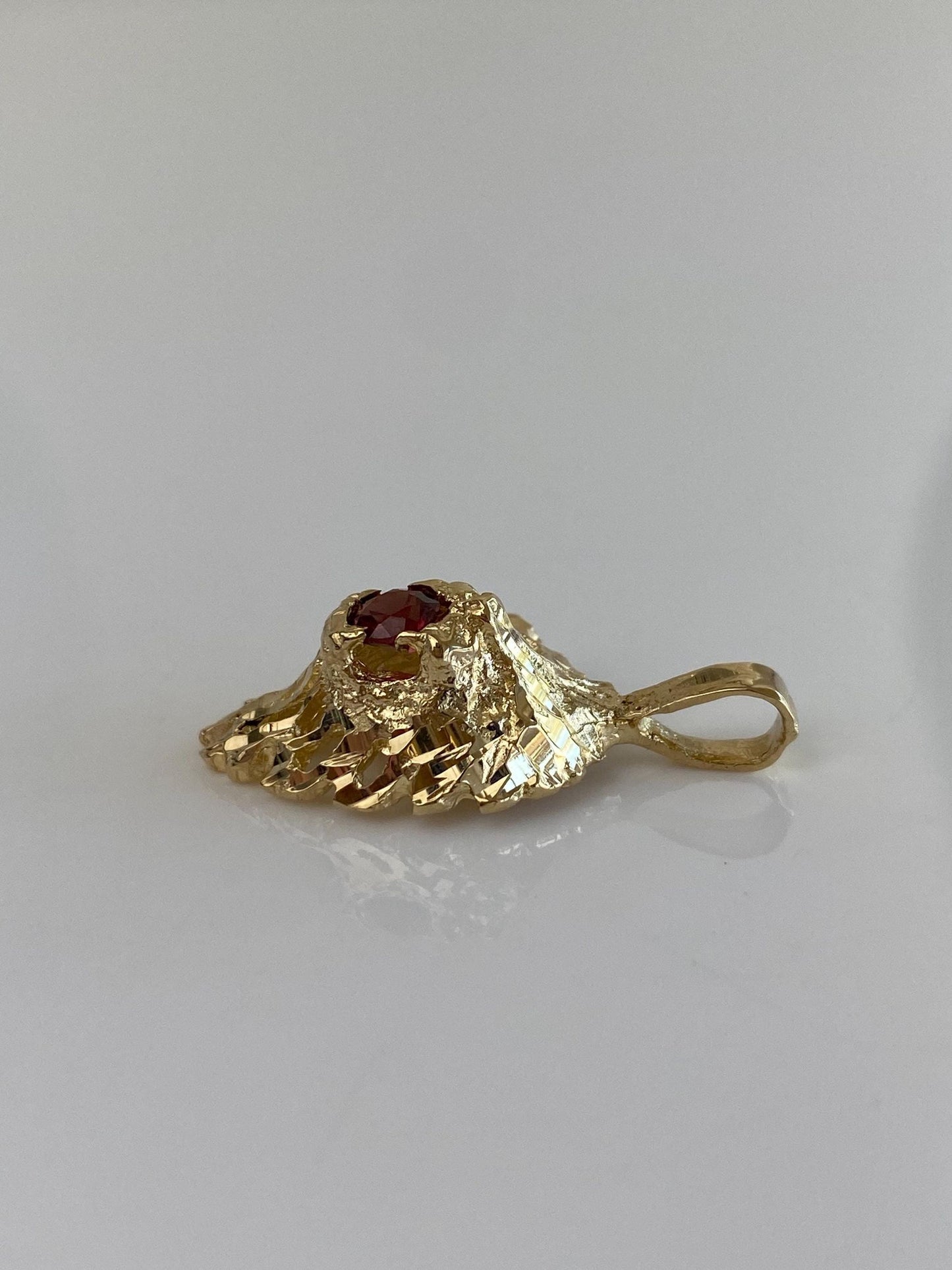 Vintage Solid 14k Yellow Gold Pink Garnet Diamond Cut Organic Charm