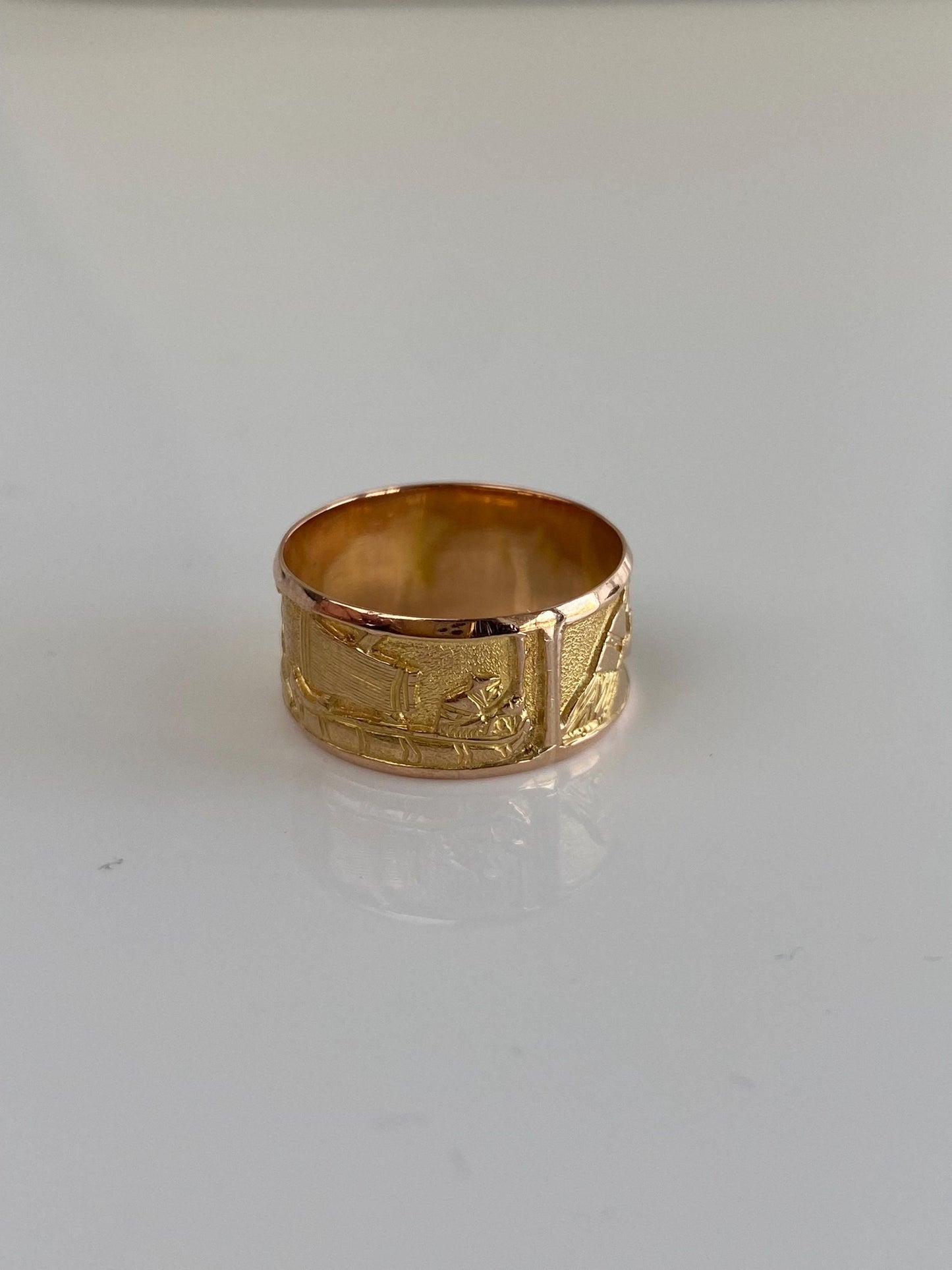 Vintage Solid 18k Yellow Gold Ring Band - Size 5.75