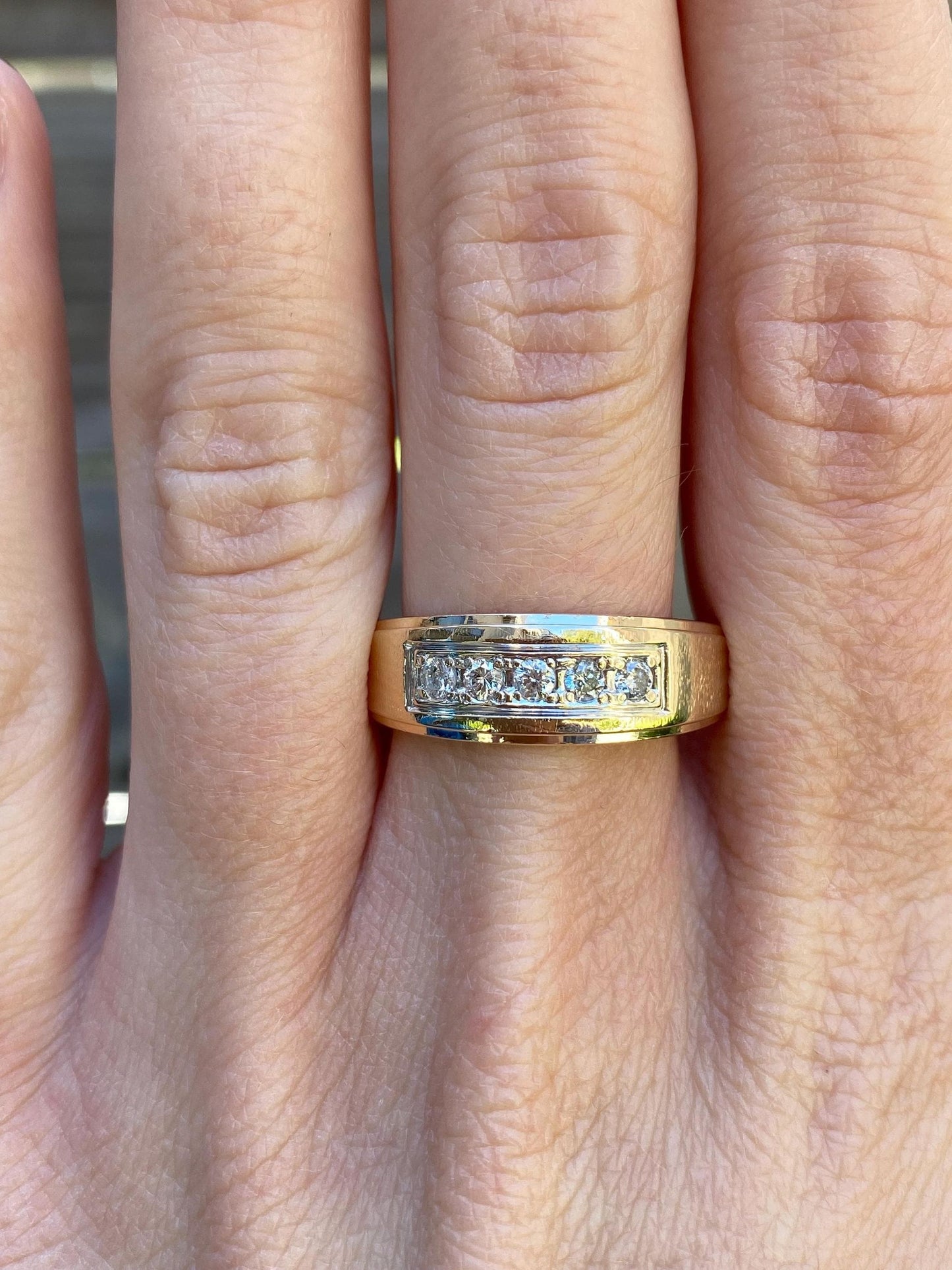 Vintage Solid 14k Yellow Gold Diamond Ring Band - Size 10