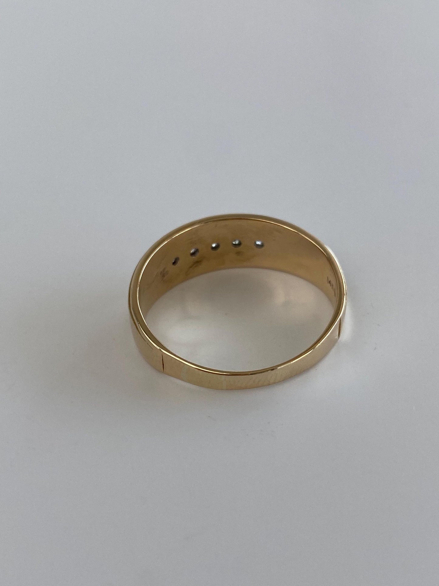Vintage Solid 14k Yellow Gold Diamond Ring Band - Size 10