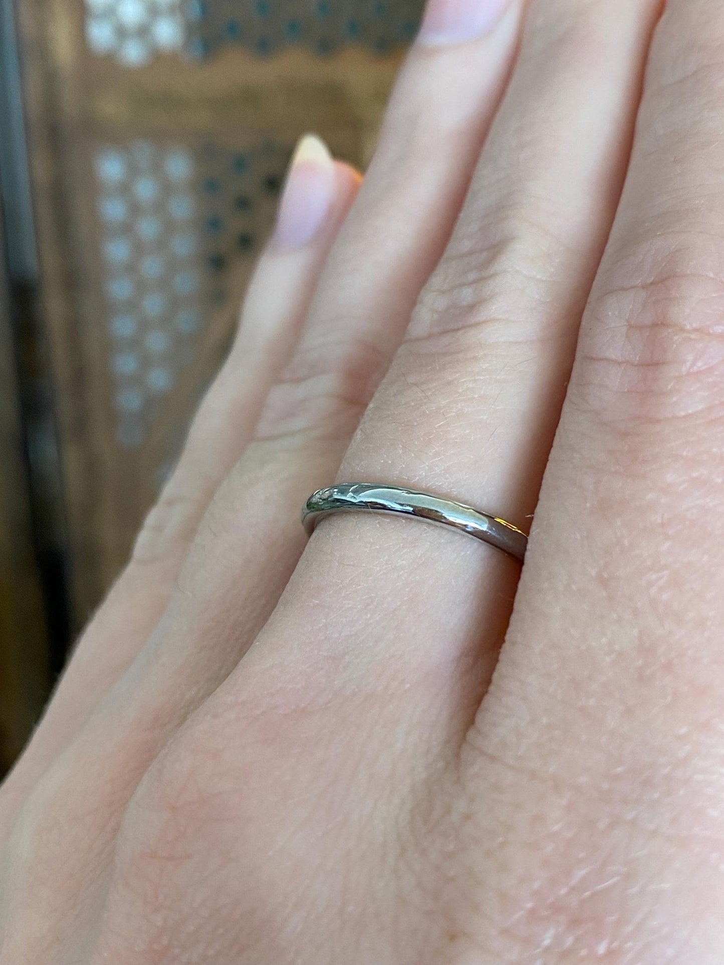 Vintage Solid 18k White Gold Designed Ring Band - Size 6.5