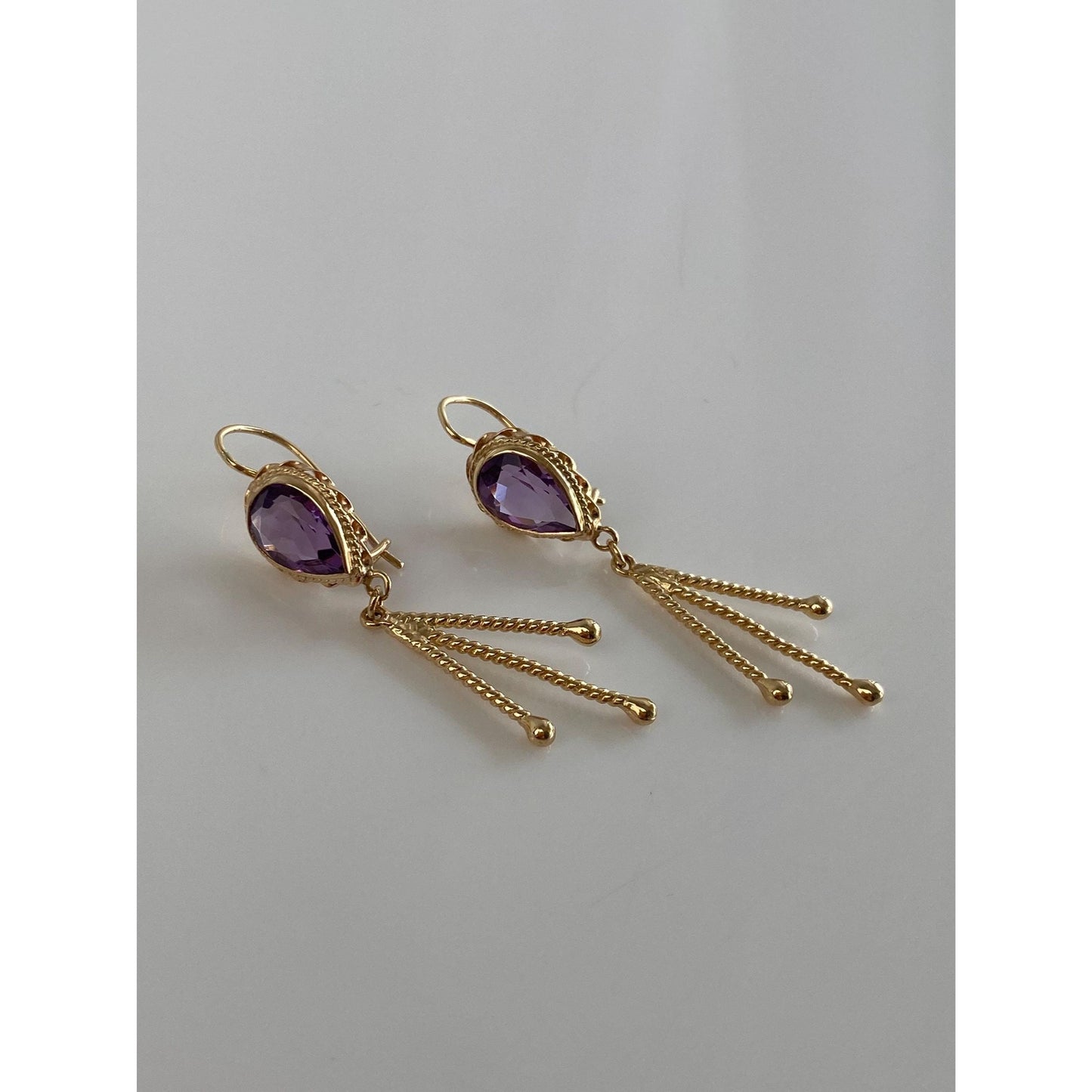 Vintage Solid 14k Yellow Gold Amethyst Dangle Earrings
