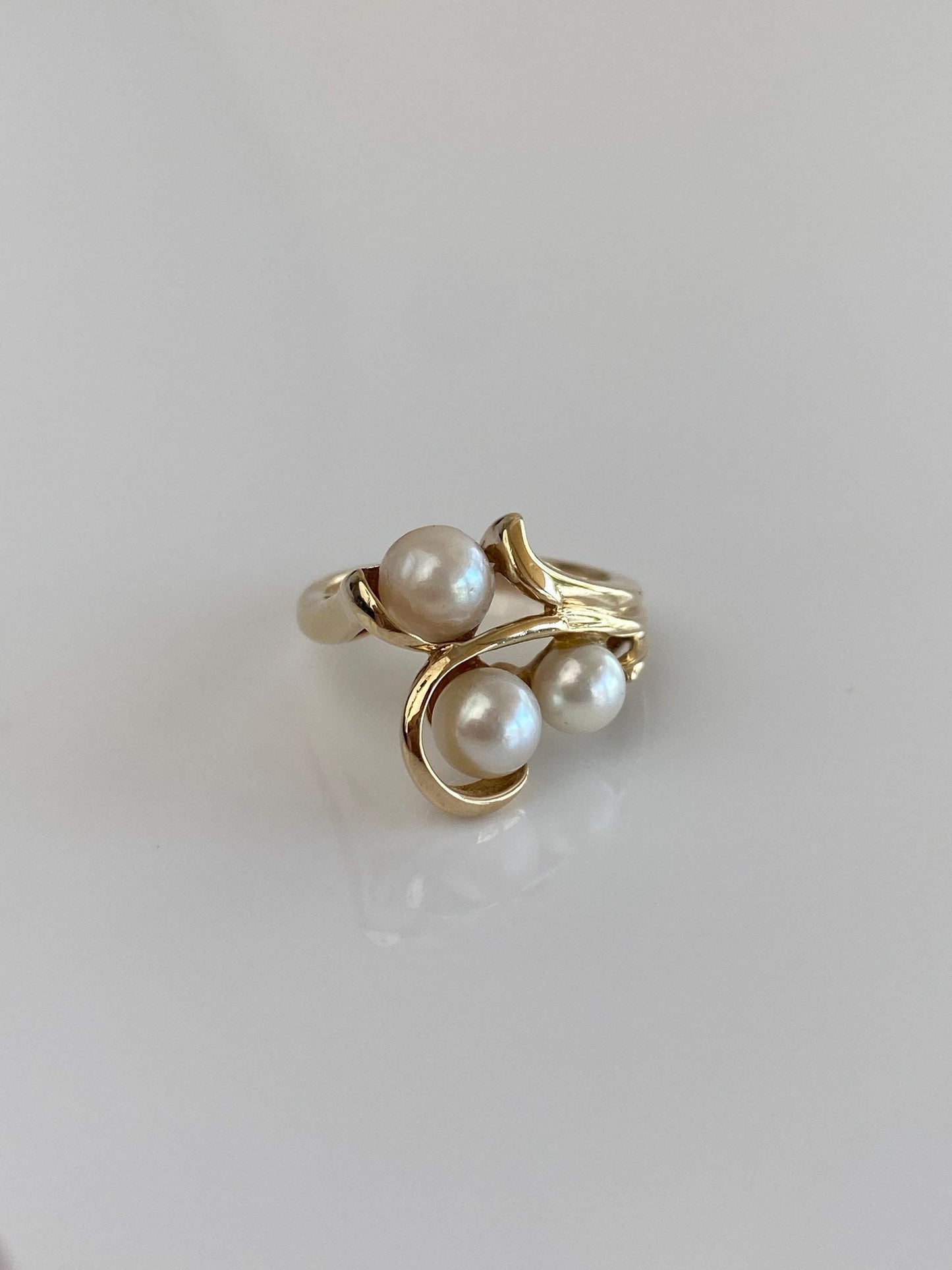 Vintage Solid 10k Yellow Gold Pearls Ring - Size 4.5
