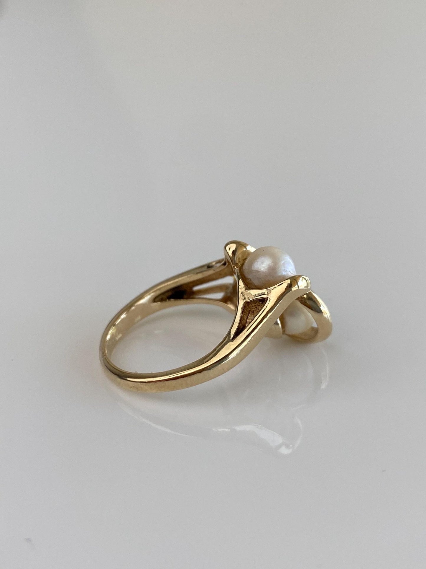 Vintage Solid 10k Yellow Gold Pearls Ring - Size 4.5