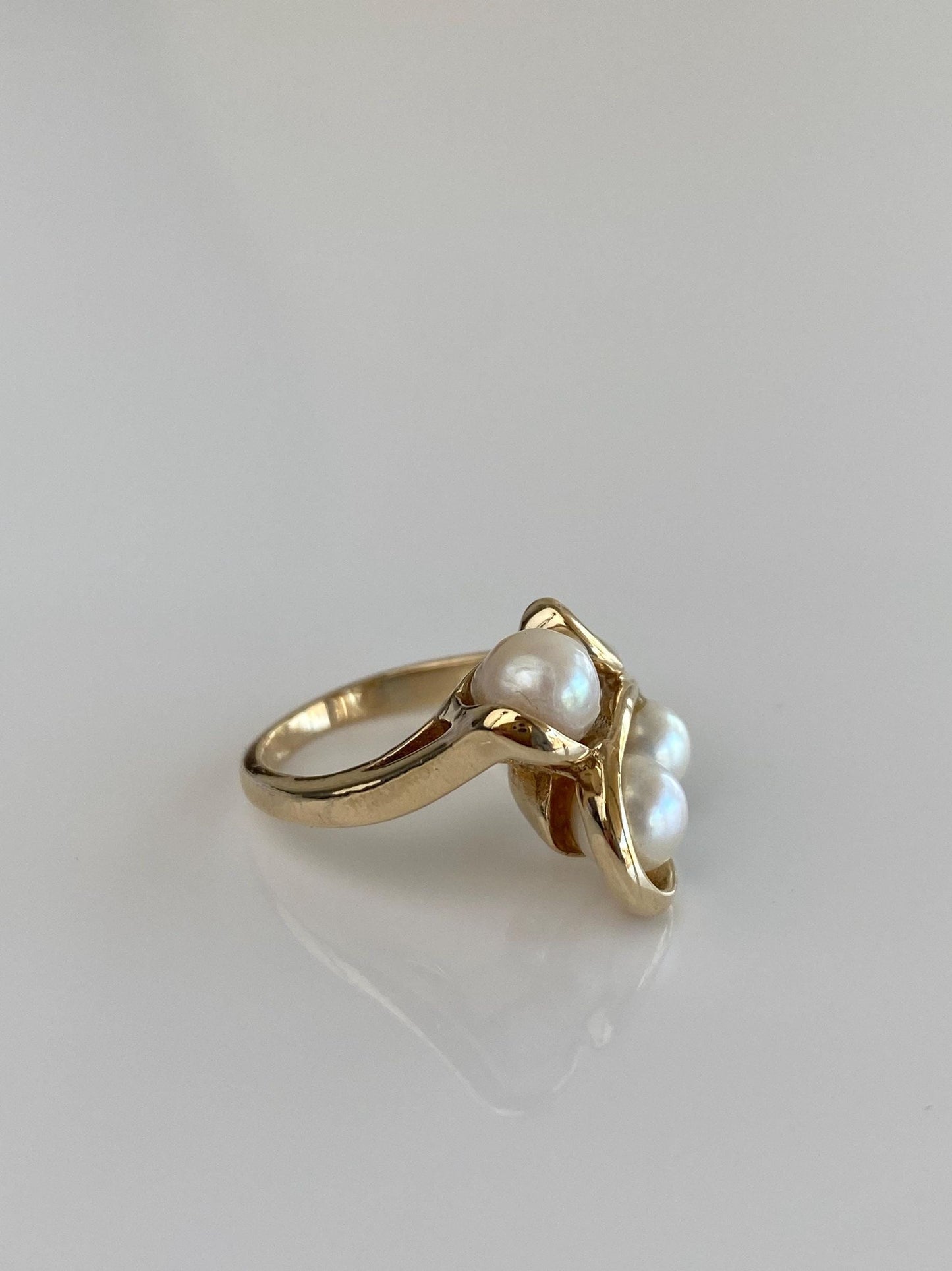 Vintage Solid 10k Yellow Gold Pearls Ring - Size 4.5
