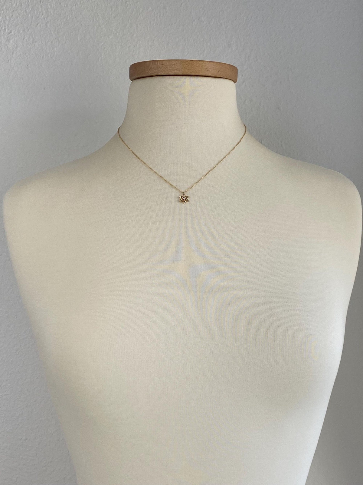 Vintage Solid 14k Yellow Gold Diamond Star of David Rolo Chain Necklace - 18 inches