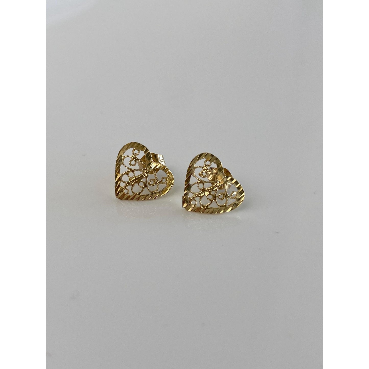 Solid 14k Yellow Gold Filigree Heart Stud Earrings