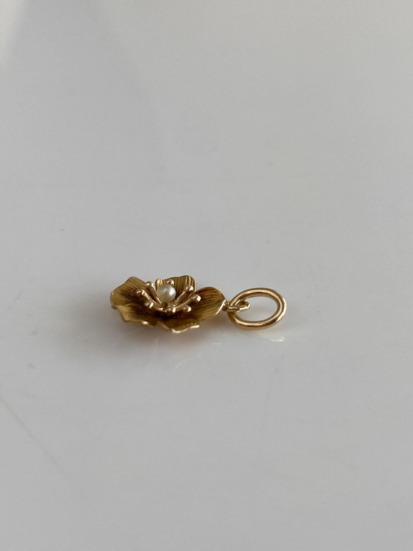 Vintage Solid 14k Yellow Gold Seed Pearl Flower Stick Pin Charm
