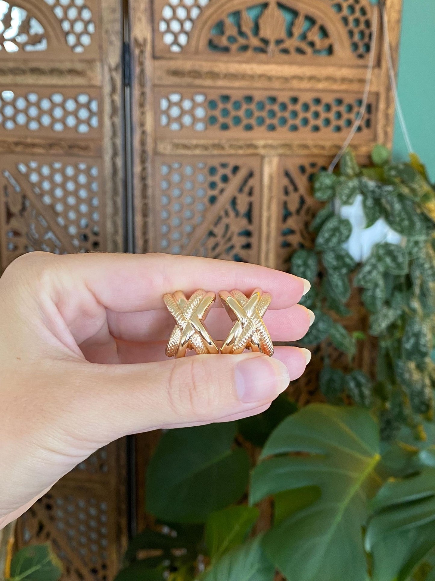 Vintage 14k Yellow Gold X Design Drop Earrings