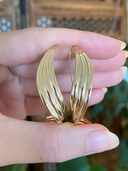 Vintage Solid 14k Yellow Gold Lined Twist Drop Earrings