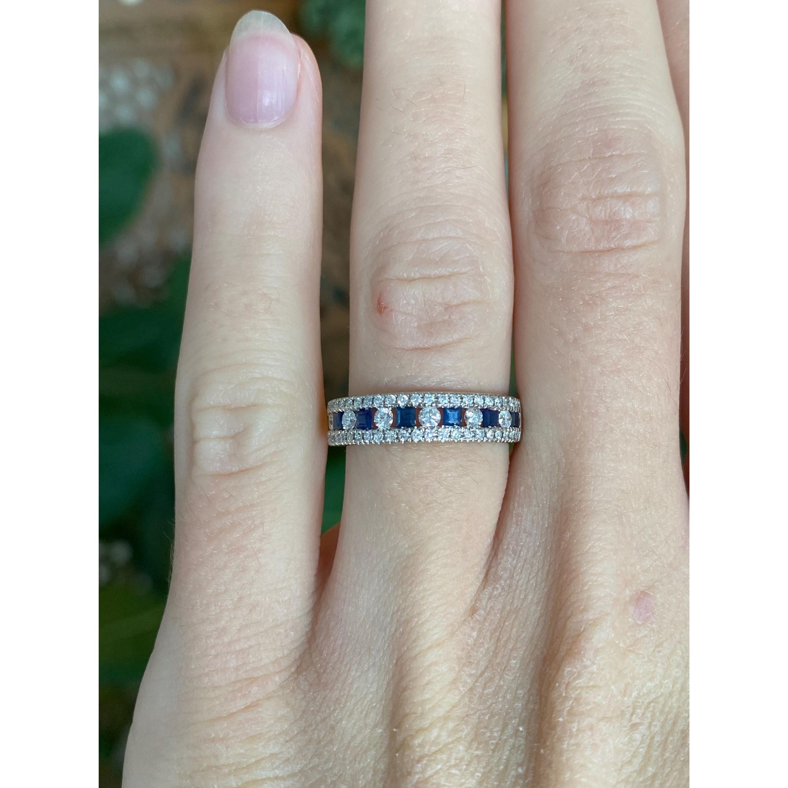 Vintage Solid 10k White Gold Clear & Blue Sapphire Ring Band - Size 5.25