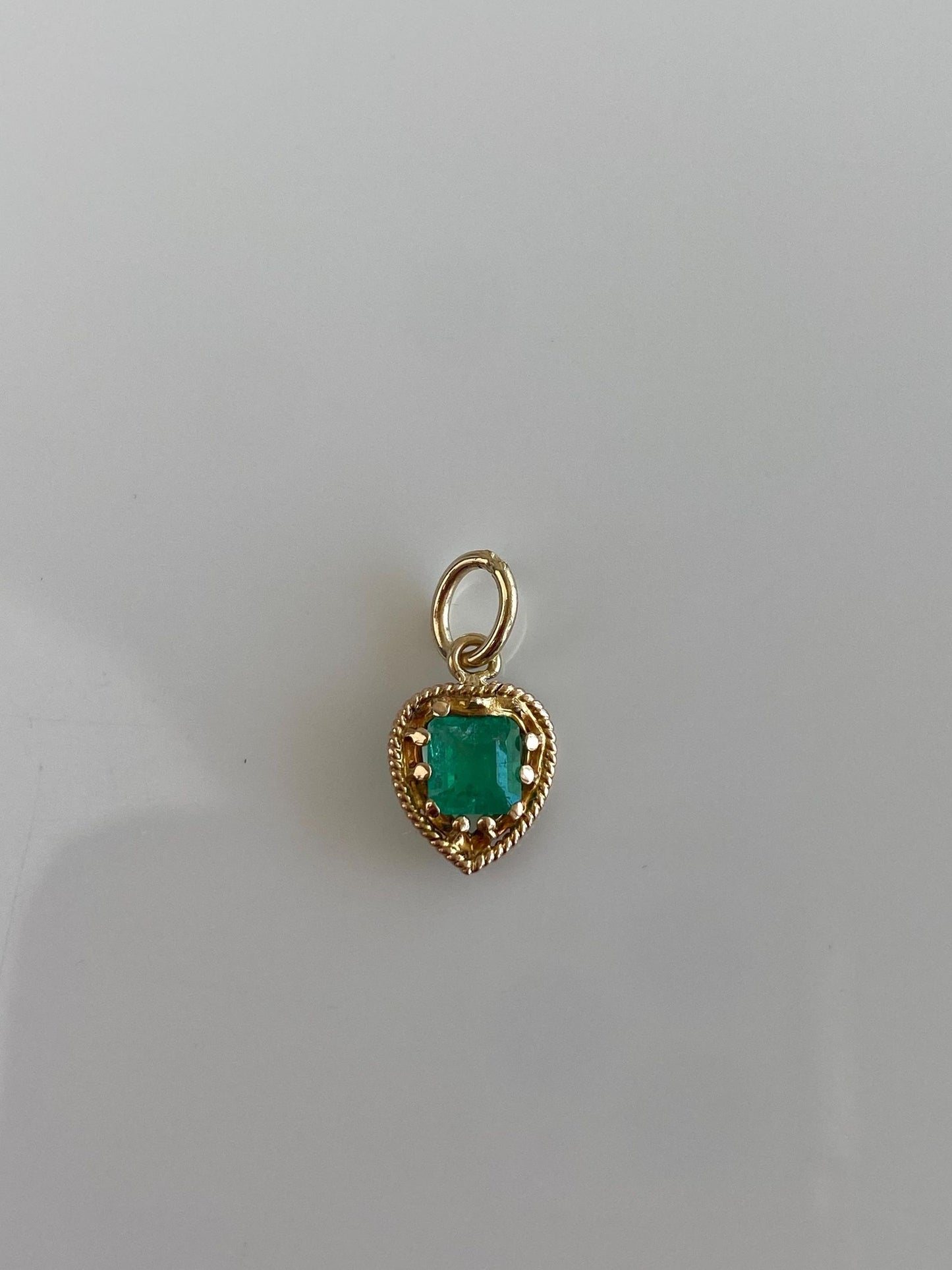Vintage Solid 14k Yellow Gold Emerald Heart Charm