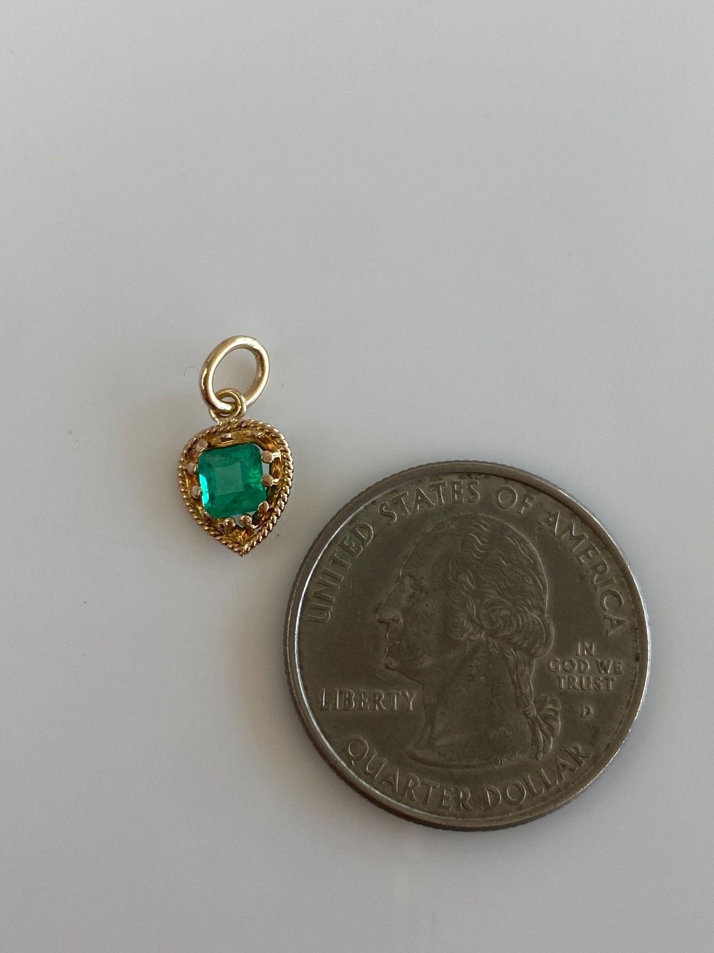 Vintage Solid 14k Yellow Gold Emerald Heart Charm