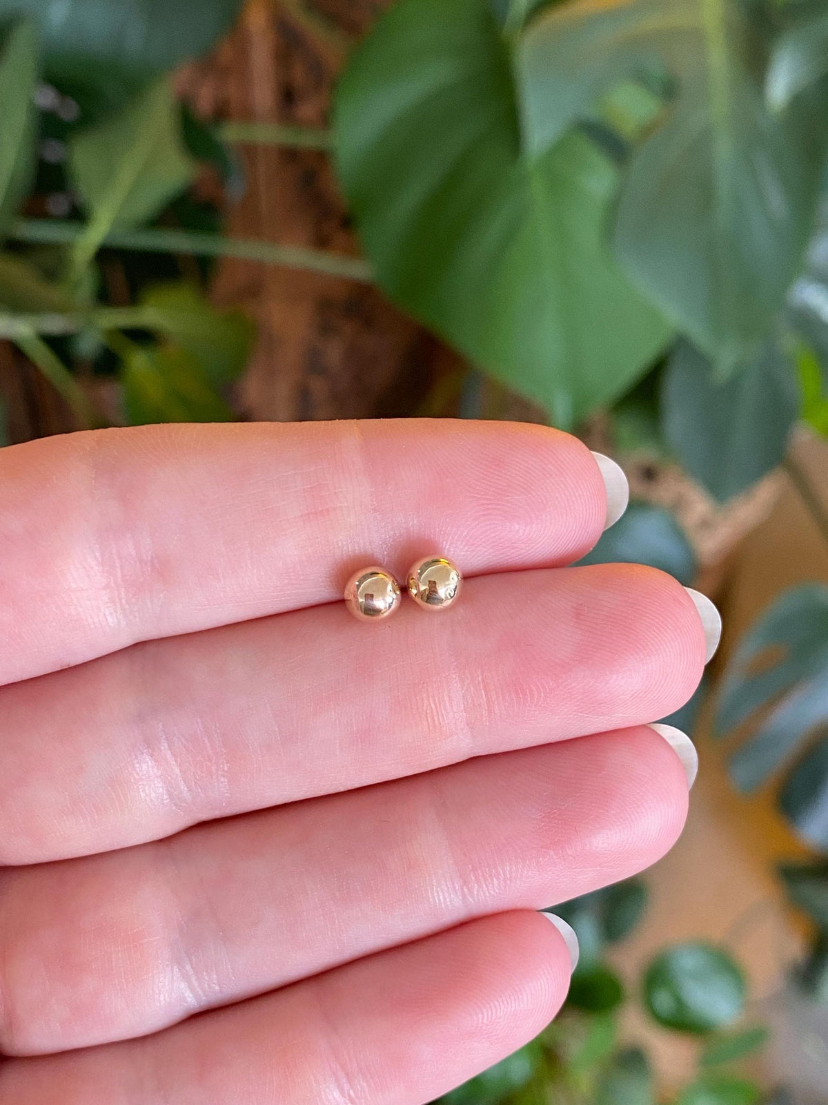 Vintage 14k Yellow Gold Ball Stud Earrings