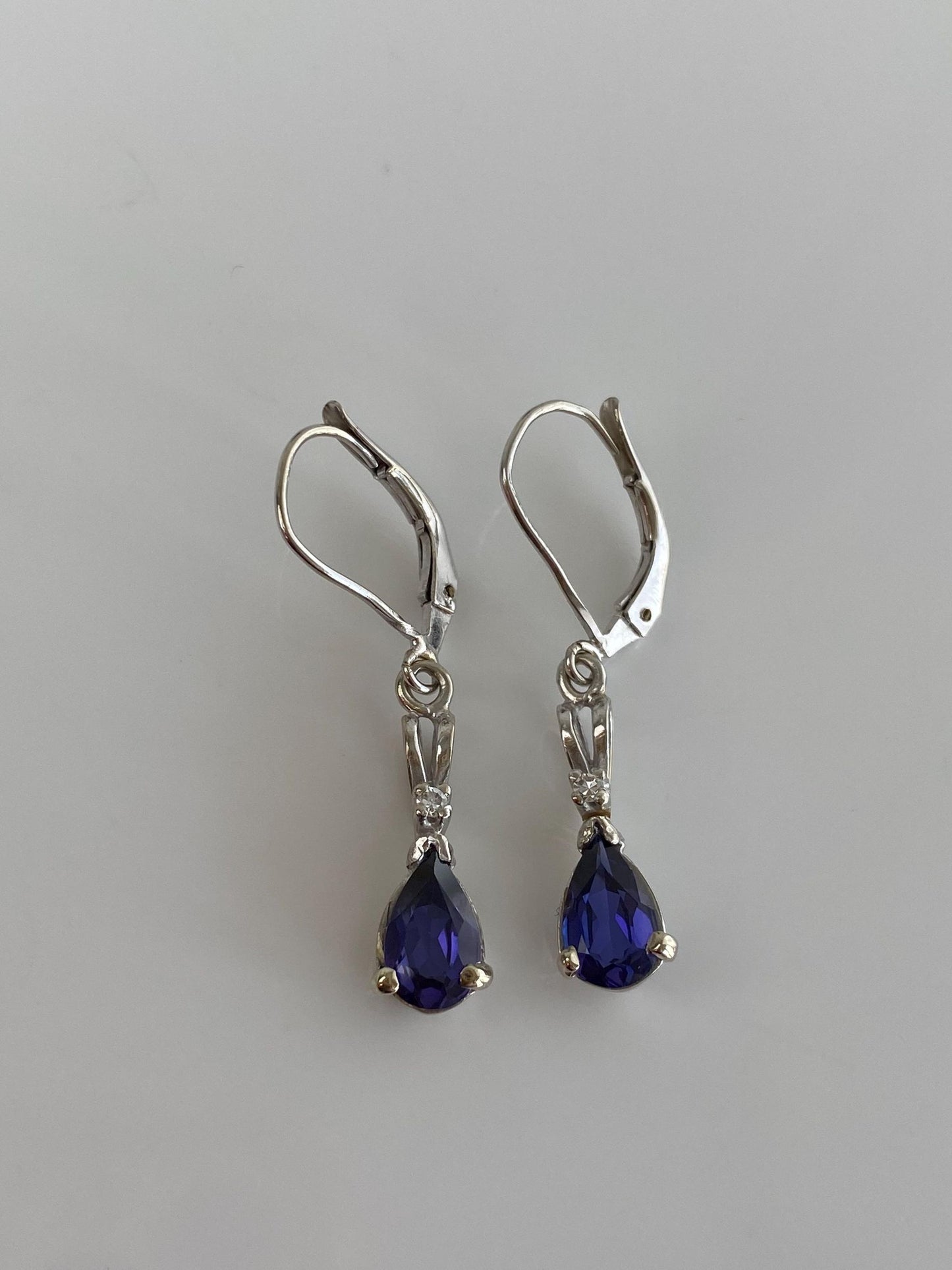 Vintage Solid 14k White Gold Diamond Blue Sapphire Dangle Earrings
