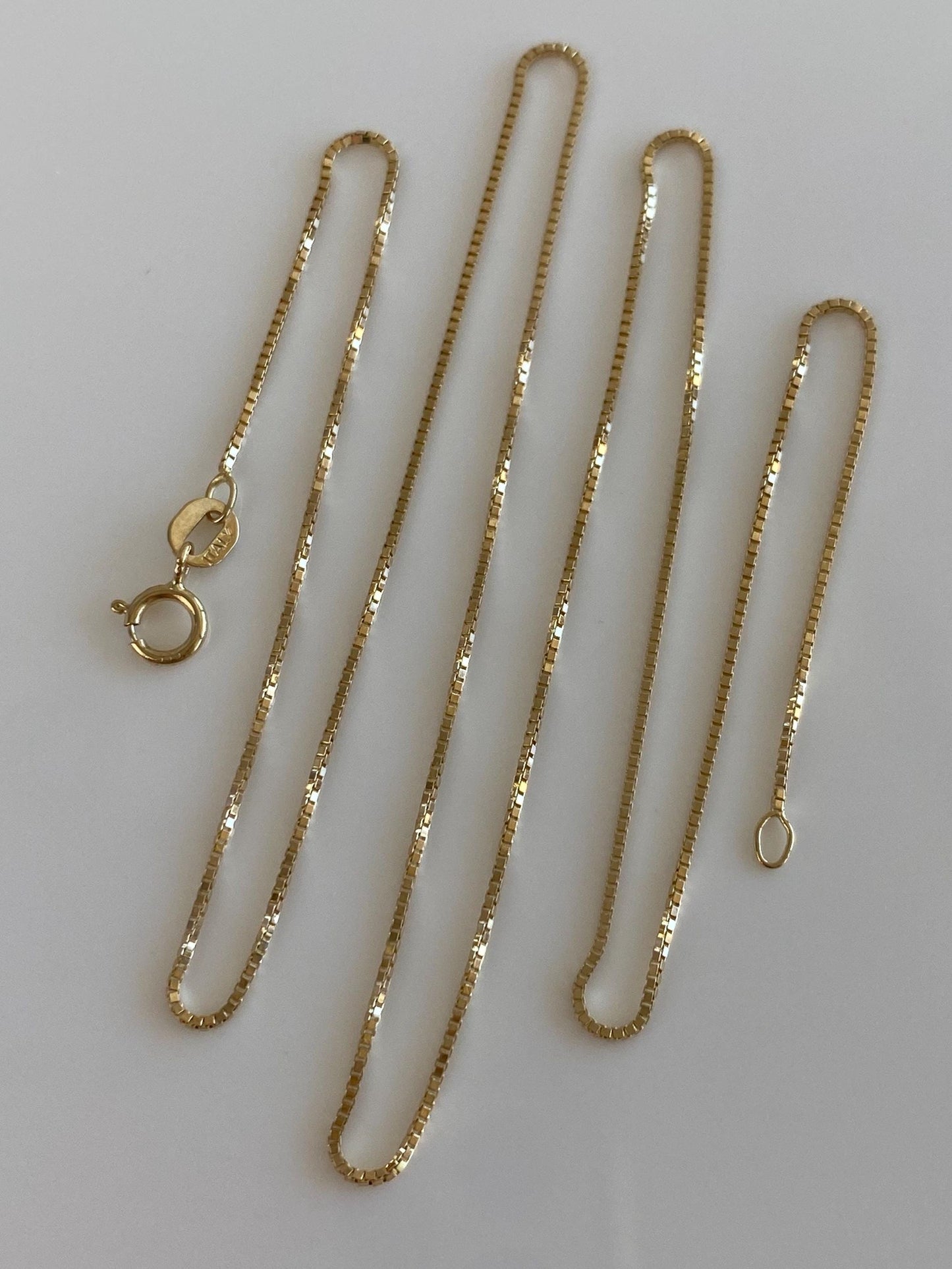 Vintage Solid 14k Yellow Gold Box Chain Necklace - 18 inches