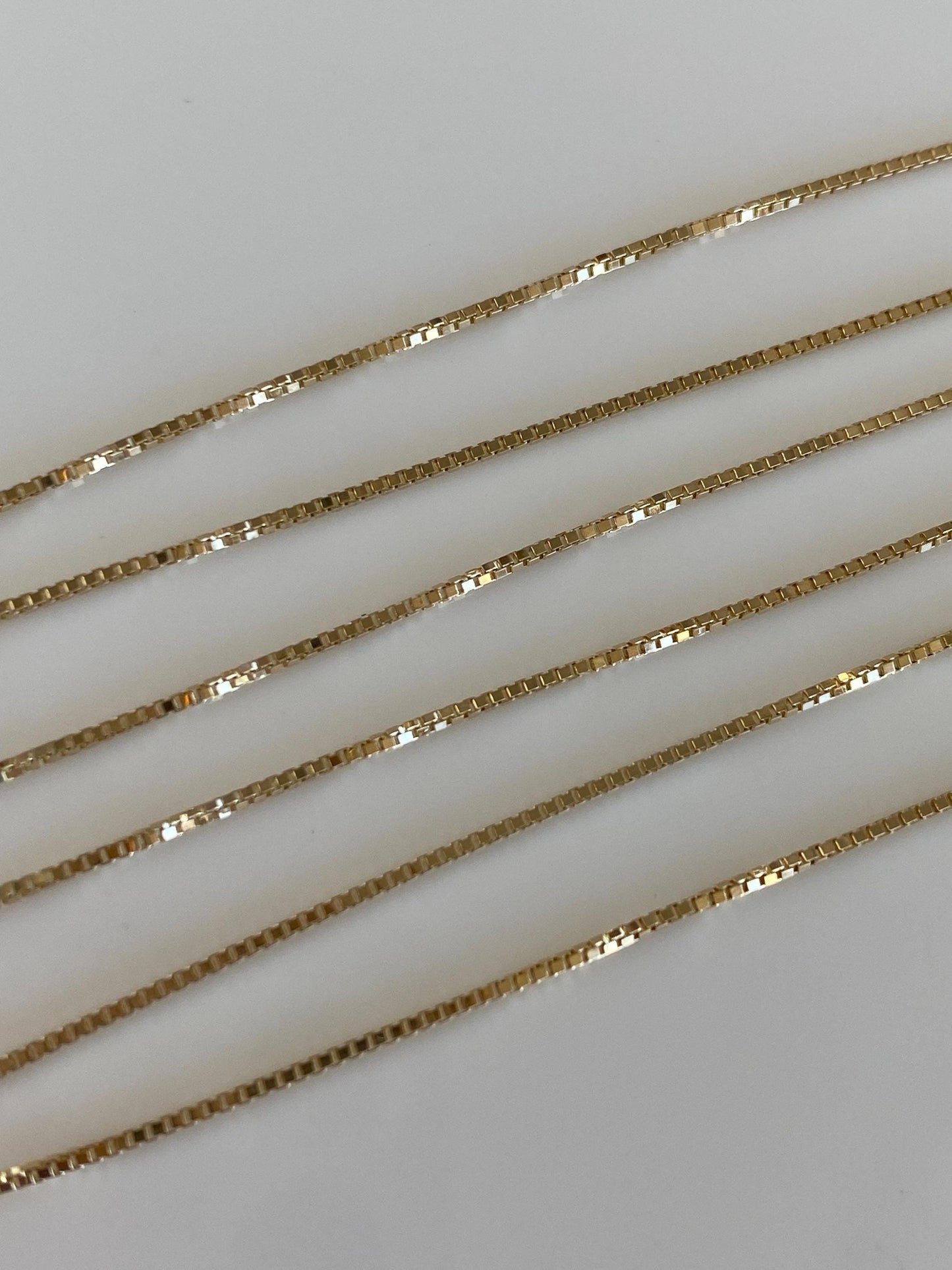Vintage Solid 14k Yellow Gold Box Chain Necklace - 18 inches