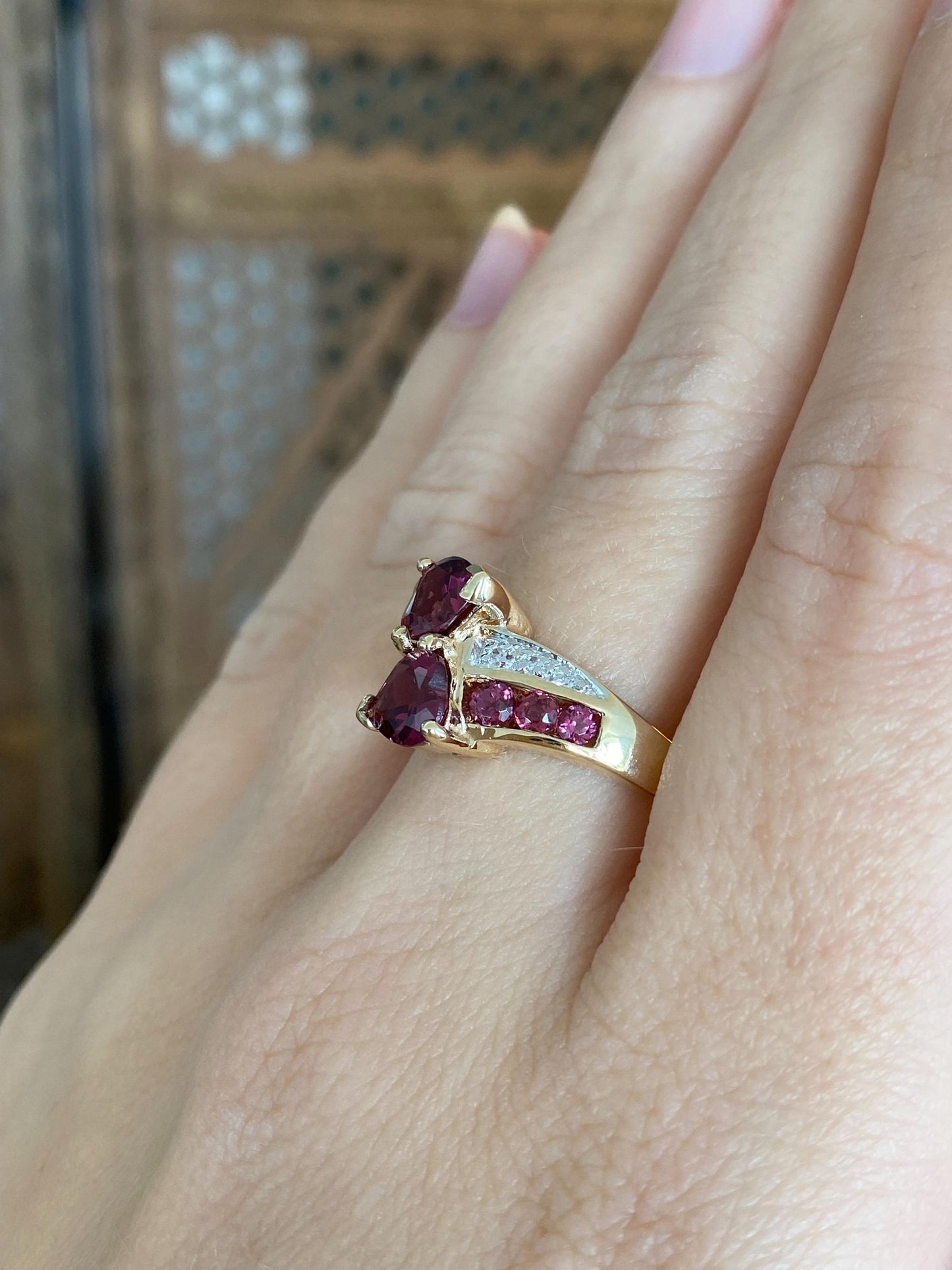 Vintage Solid 10k White & Yellow Gold Pink Tourmaline Hearts Diamonds Ring - Size 8.25