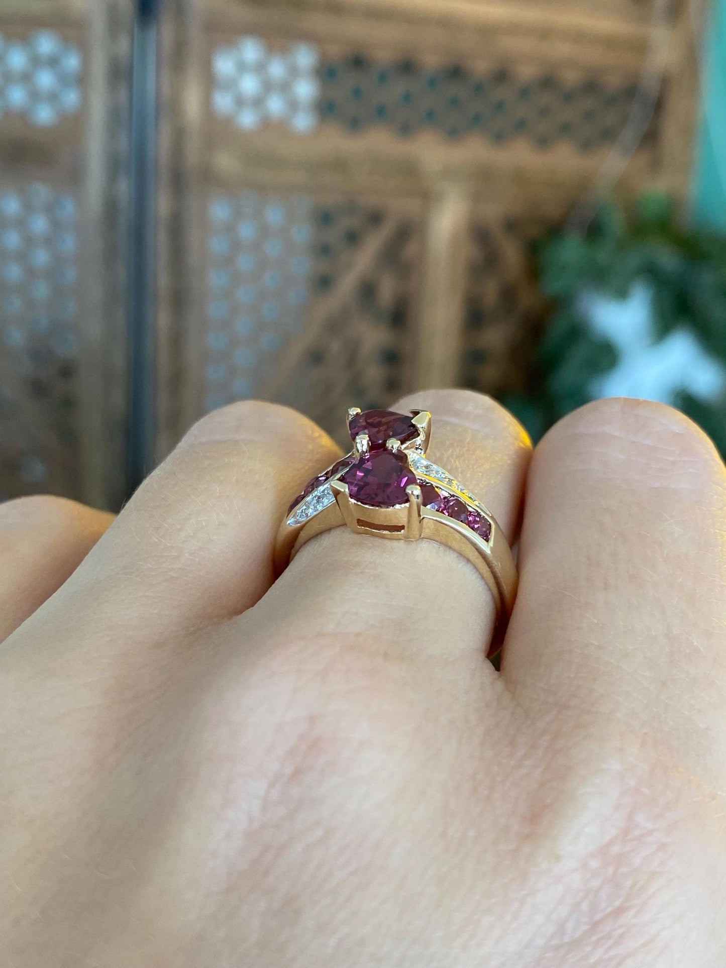 Vintage Solid 10k White & Yellow Gold Pink Tourmaline Hearts Diamonds Ring - Size 8.25