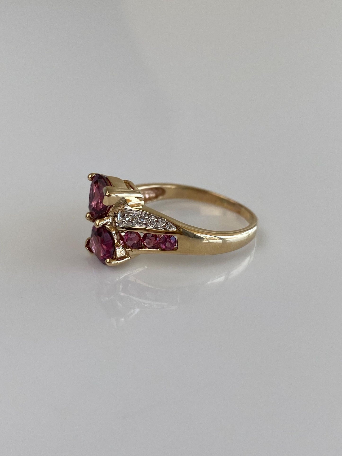 Vintage Solid 10k White & Yellow Gold Pink Tourmaline Hearts Diamonds Ring - Size 8.25