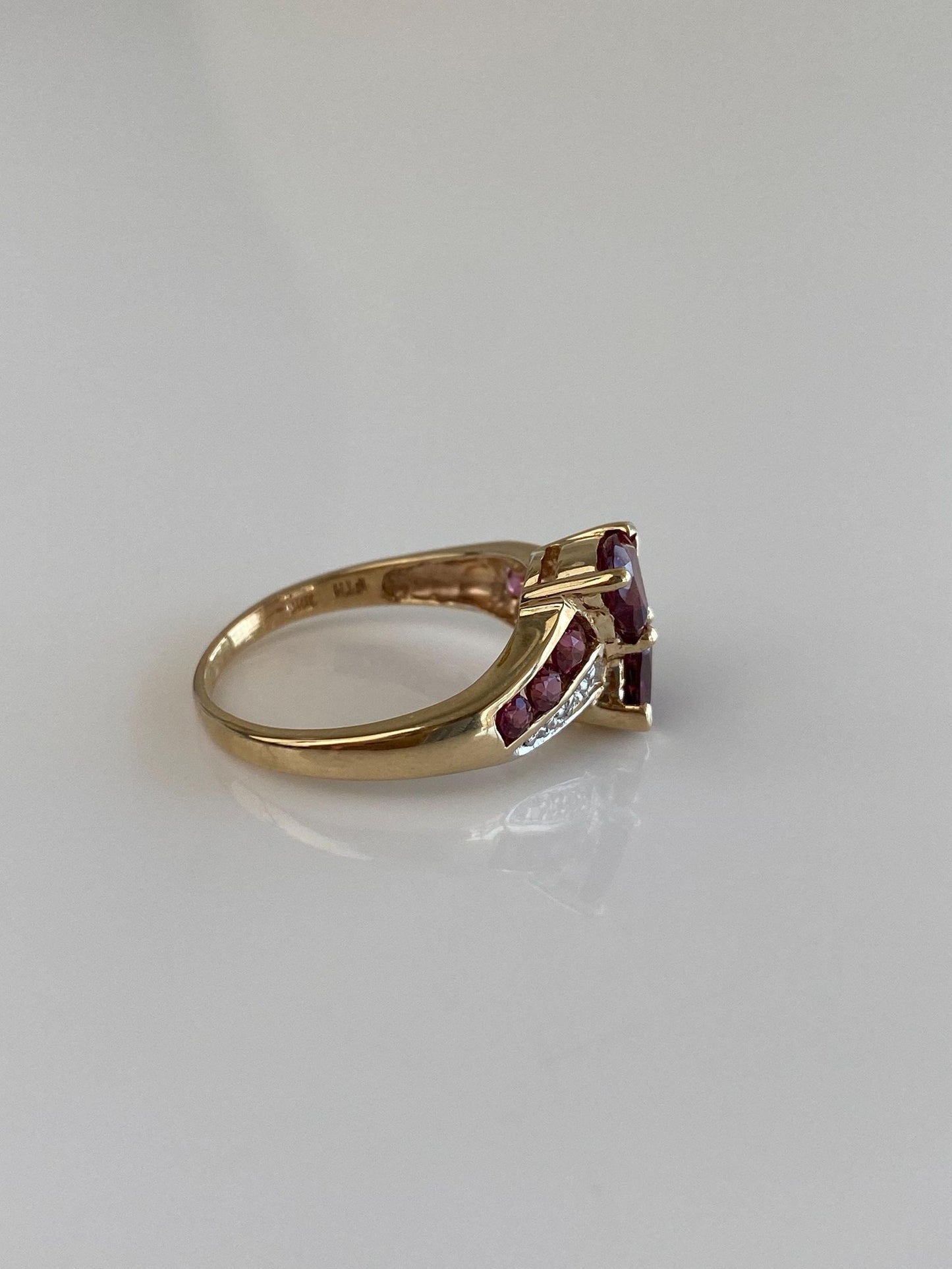 Vintage Solid 10k White & Yellow Gold Pink Tourmaline Hearts Diamonds Ring - Size 8.25