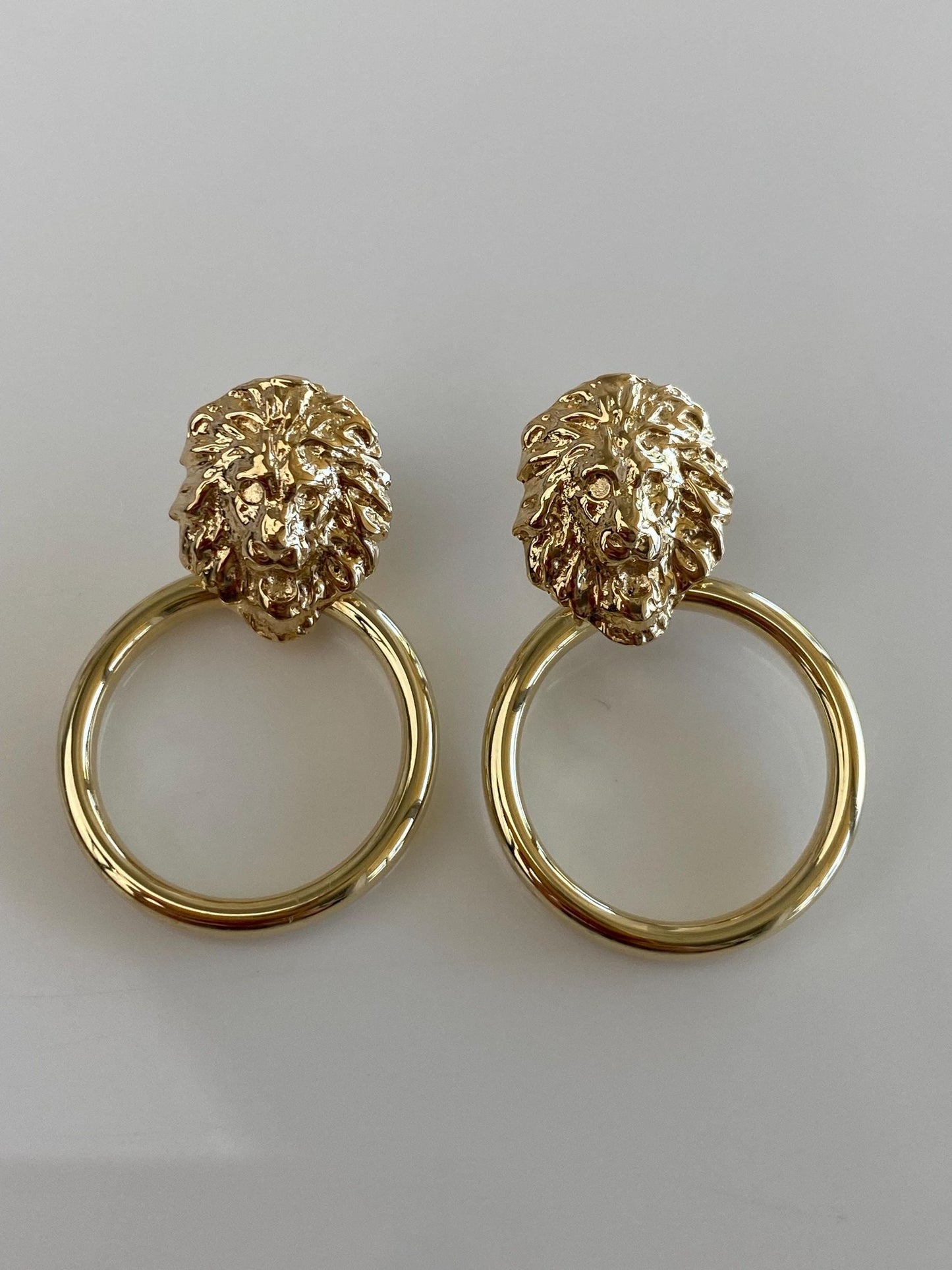 Vintage Solid 14k Yellow Gold Lion Head Hoop Doorknocker Stud Earrings
