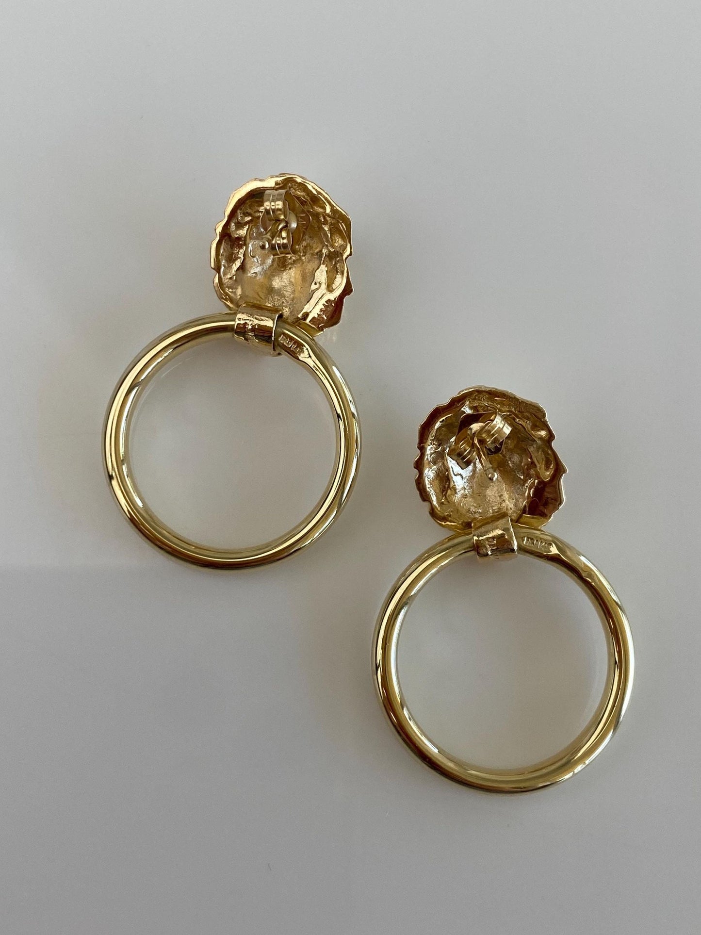 Vintage Solid 14k Yellow Gold Lion Head Hoop Doorknocker Stud Earrings