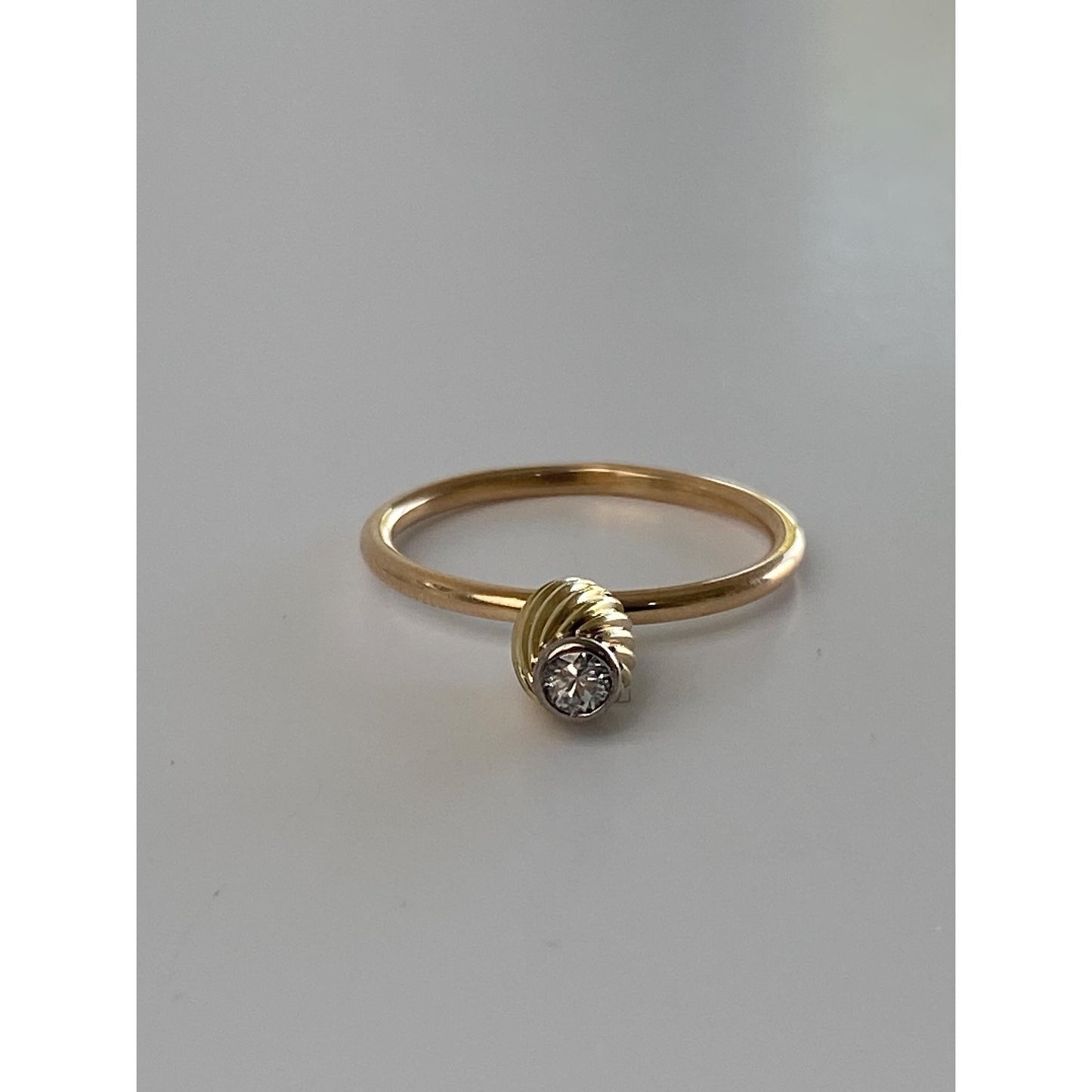 Vintage Solid 14k Yellow Gold Diamond Ring - Size 5.25