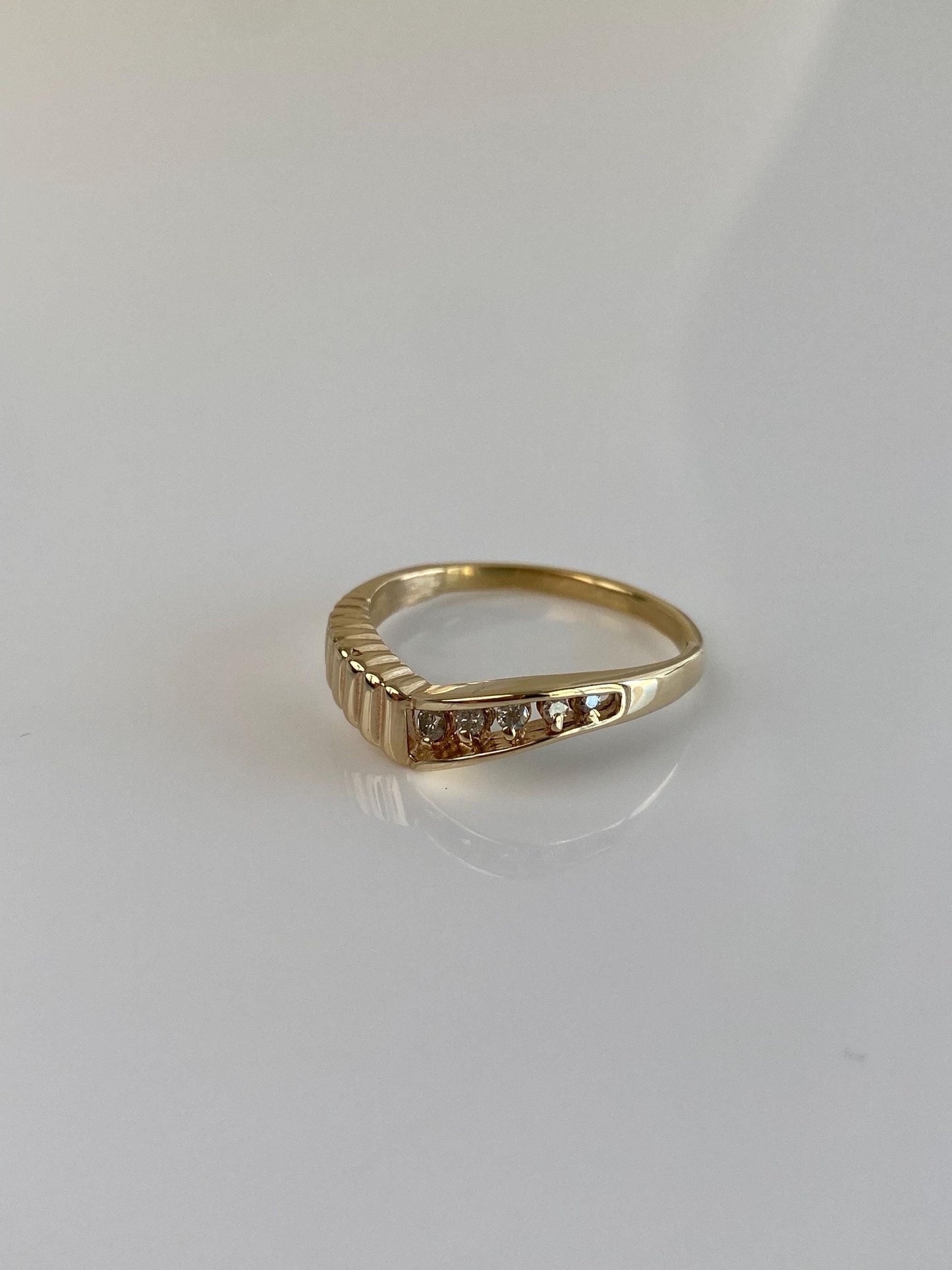 Vintage Solid 14k Yellow Gold Diamond Chevron Ring - Size 7.25